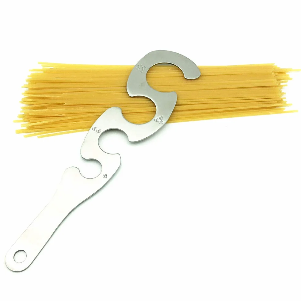 Strumento per la Misurazione degli Spaghetti in Acciaio Inossidabile a 4 Fori per Misuratore per Righello per Spaghetti Gadget per la Pasta, Strumento per la Misurazione Rapida
