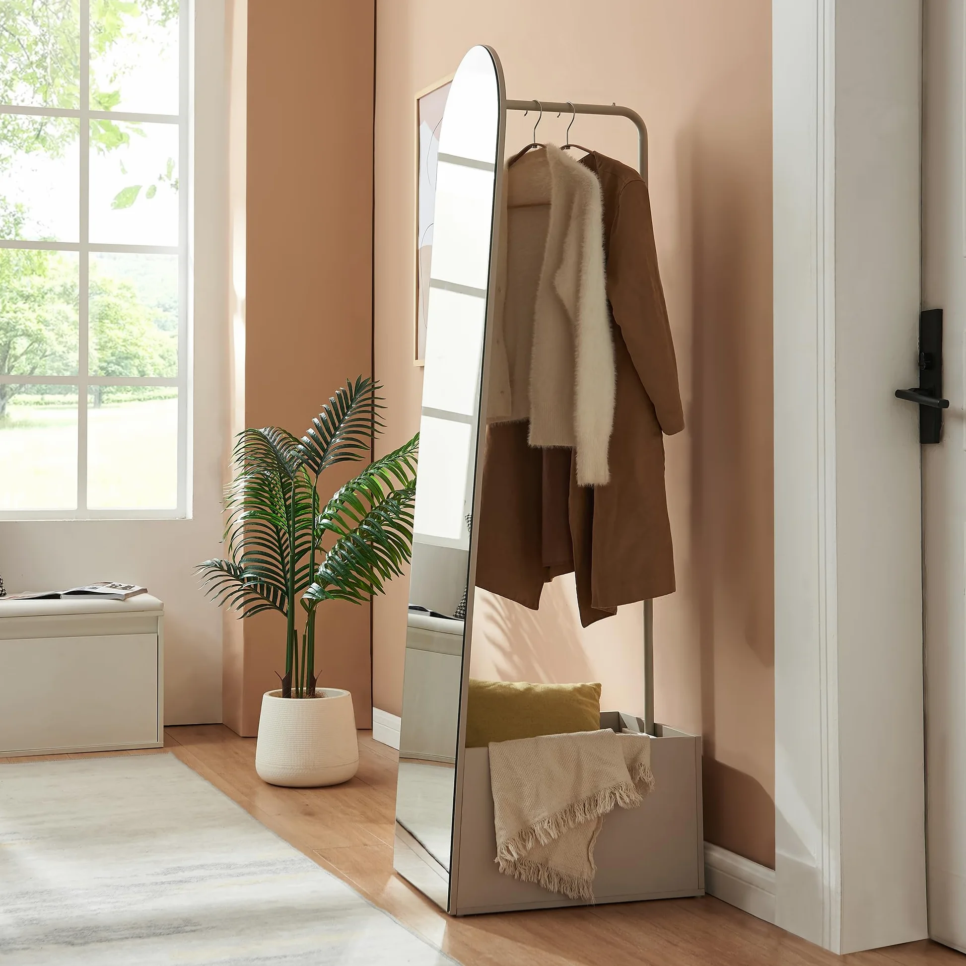 [en.casa] Specchio a Figura Intera con Stand Barra Appendiabiti Specchio Ovale da Terra Vano Porta Oggetti Vestiti Cappotti per Ingresso Camera da Letto Guardaroba 165x40x51 cm - Avena Oatmeal