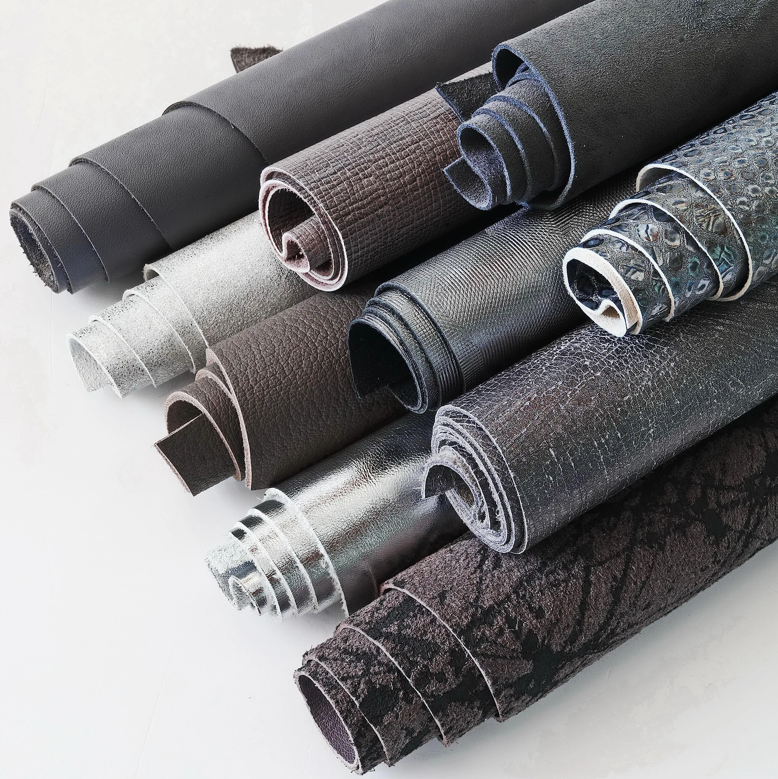 Skórzane Scampoli Argento Grigio 25x20-40x40 cm 1 kg do Rękodzieła