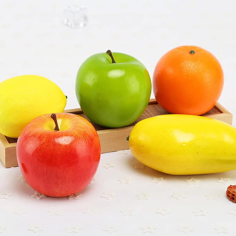Mela artificiale frutta finta realistica per fotografia decorazione casa vetrina verde