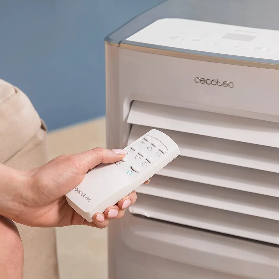 Cecotec Condizionatore Portatile con Telecomando ForceClima 7100. 7000 BTU, Tecnologia Soundless, Display LED, 4 modalità, 2 velocità, copertura fino a 20 m2