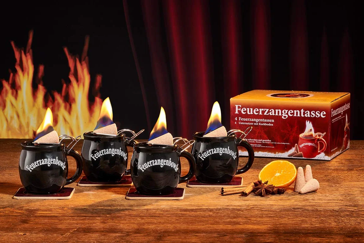 Set di 4 tazze per Feuerzangen, nero