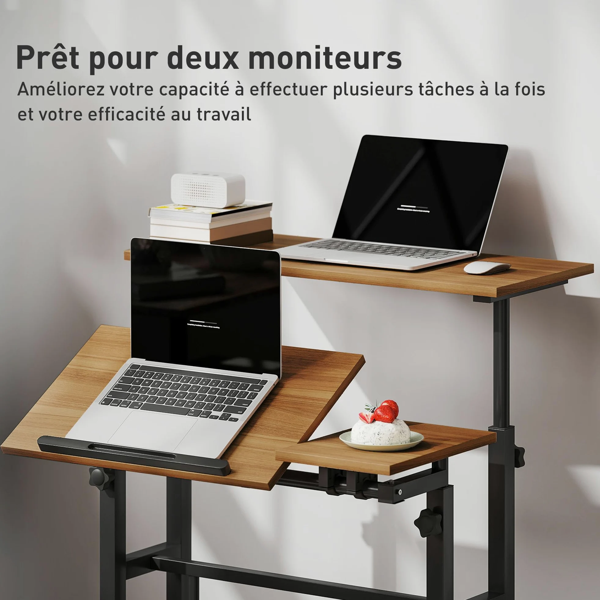 HOMCOM Scrivania sit-stand regolabile in altezza 70x60cm Marrone | Scrivania computer su ruote, piano inclinabile, postazione di lavoro per camera da letto, piccoli spazi