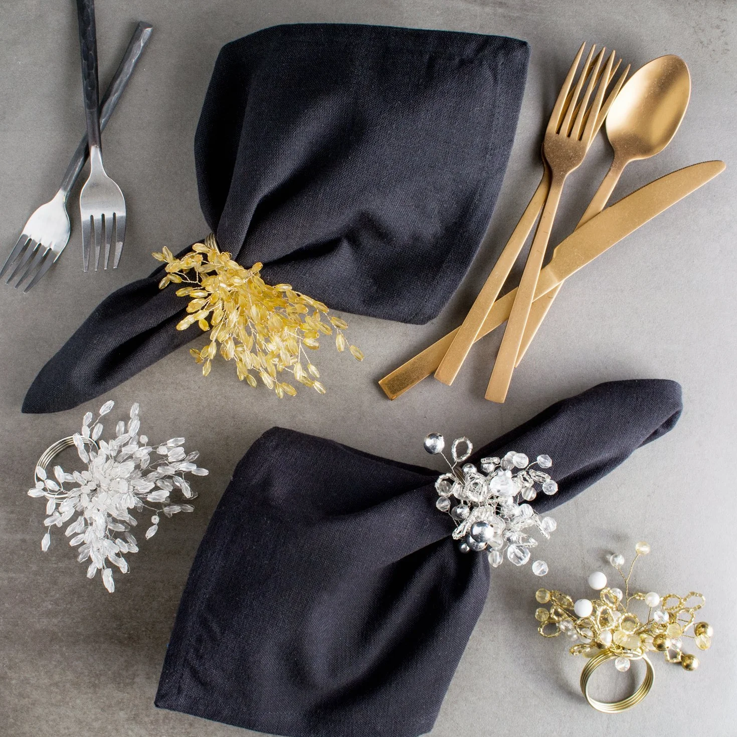 DII Set di 6 portatovaglioli decorativi per decorazioni da tavolo e festa del Ringraziamento, diametro 10,2 cm, perline argentate Starburst, decorazione da tavolo