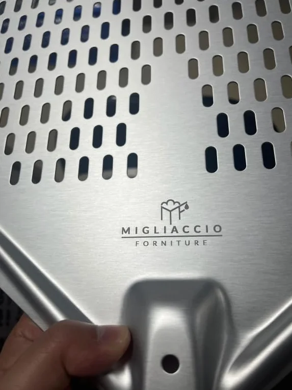Pala Forata in Alluminio per Pizza, Pane e Dolci- 33x33, Lunghezza Totale 70cm