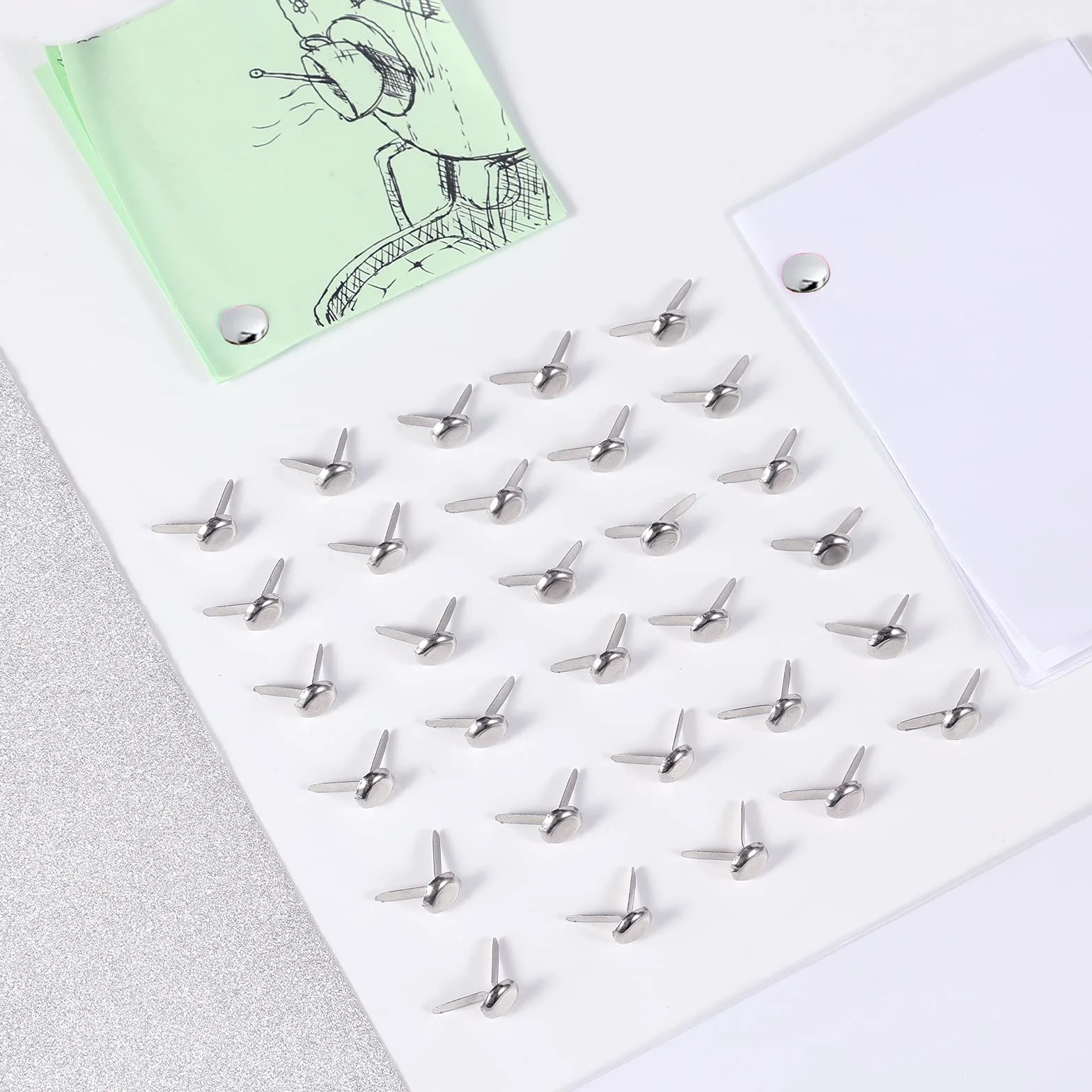 AIEX 600 fascette in metallo parigino in carta tonda fascette in rame spille, per progetti di bricolage, scrapbooking, ufficio, 12 x 8 mm (argento)