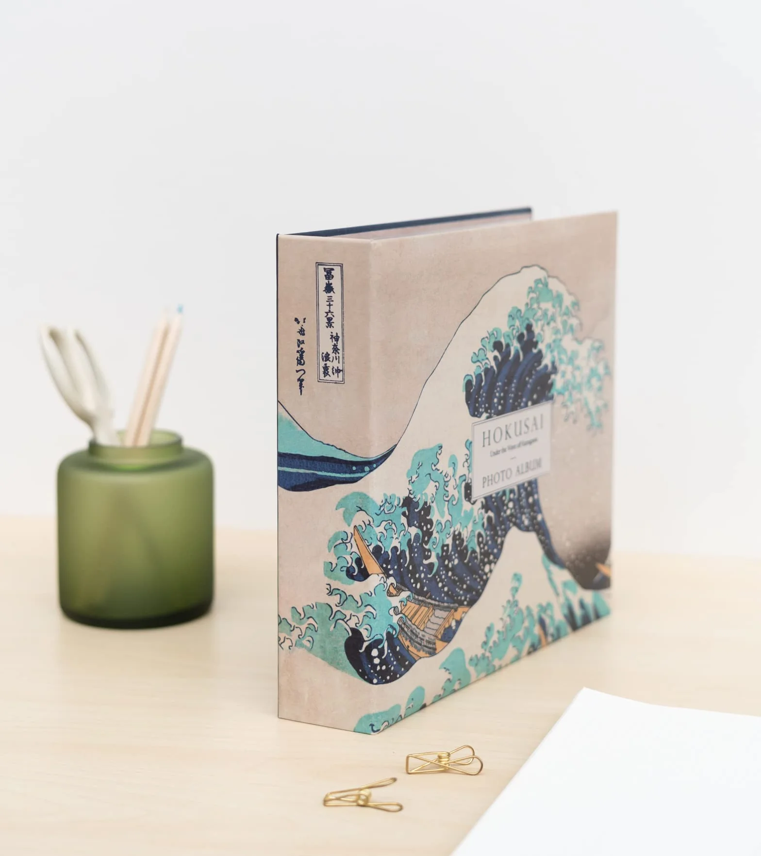Grupo Erik Album Fotografico 10x15 cm La Grande Onda di Kanagawa - Album Foto con 200 Tasche, 2 per Pagina, Copertina Rigida e Personalizzabile, con Spazio per Note e Commenti