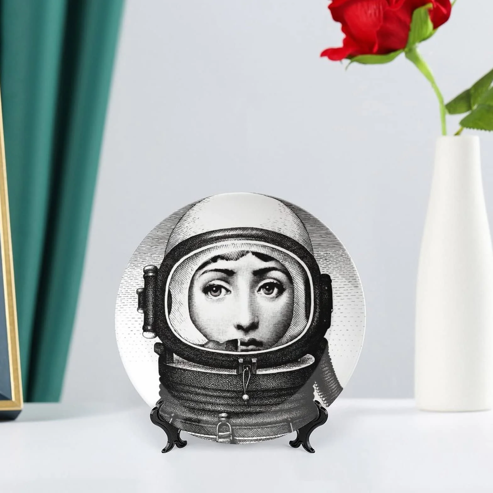 Piatto Lina Cavalieri, Piatto decorativo Fornase per trucco facciale da appendere alla parete, incluso staffa e gancio a molla speciale, stile-33, 15,2 cm