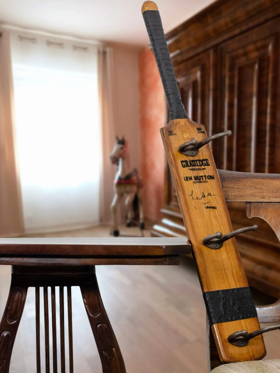 Mazza da Cricket Guardaroba Attaccapanni Ferro Legno Stile Antico