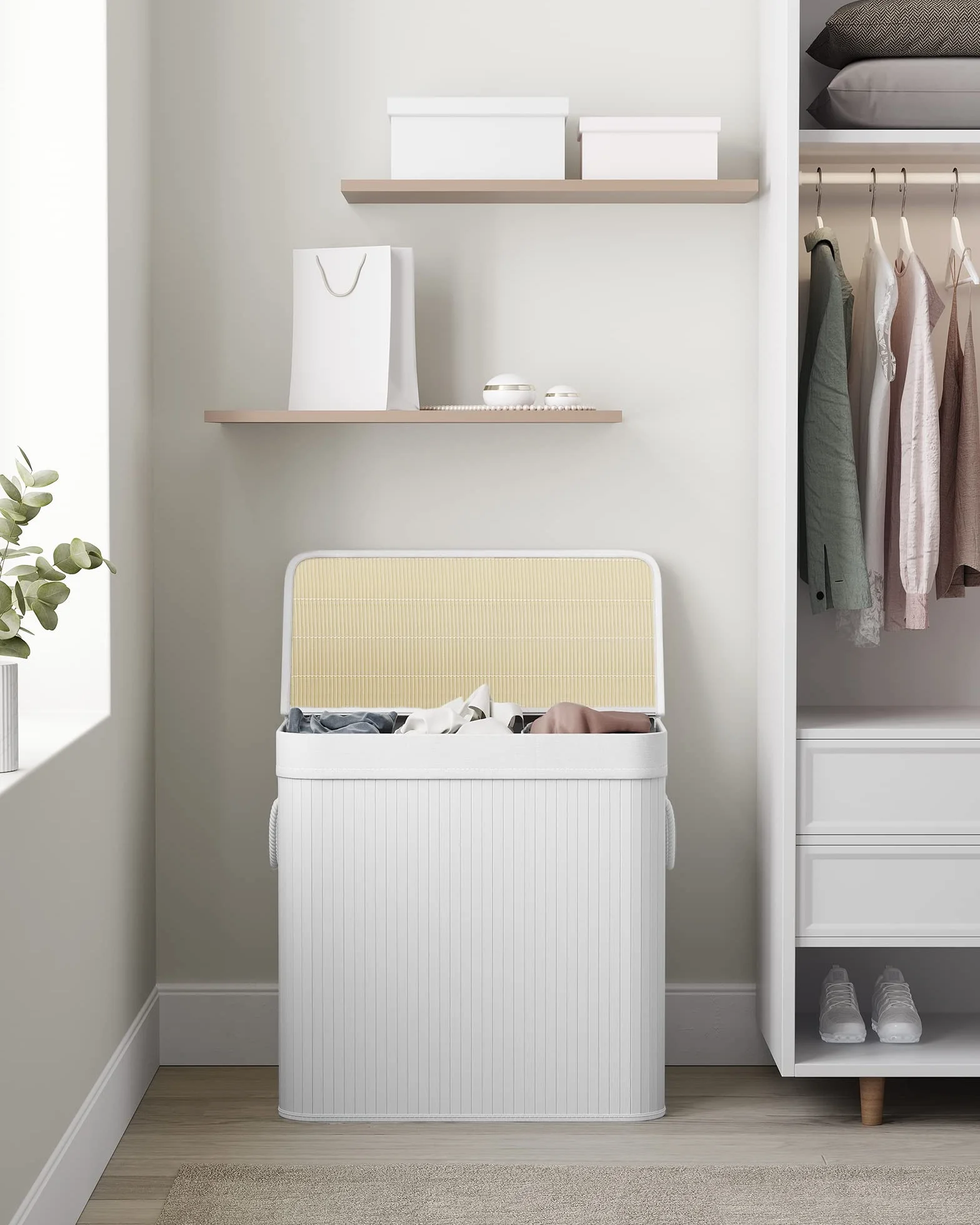 SONGMICS Cesto Portabiancheria, 150 L, Cesta Biancheria a 3 Scomparti in Bambù Coperchio, Maniglie, Pieghevole, Sacco Rimovibile e Lavabile in Lavatrice, Lavanderia, Casa, Bagno, Bianco LCB091W01