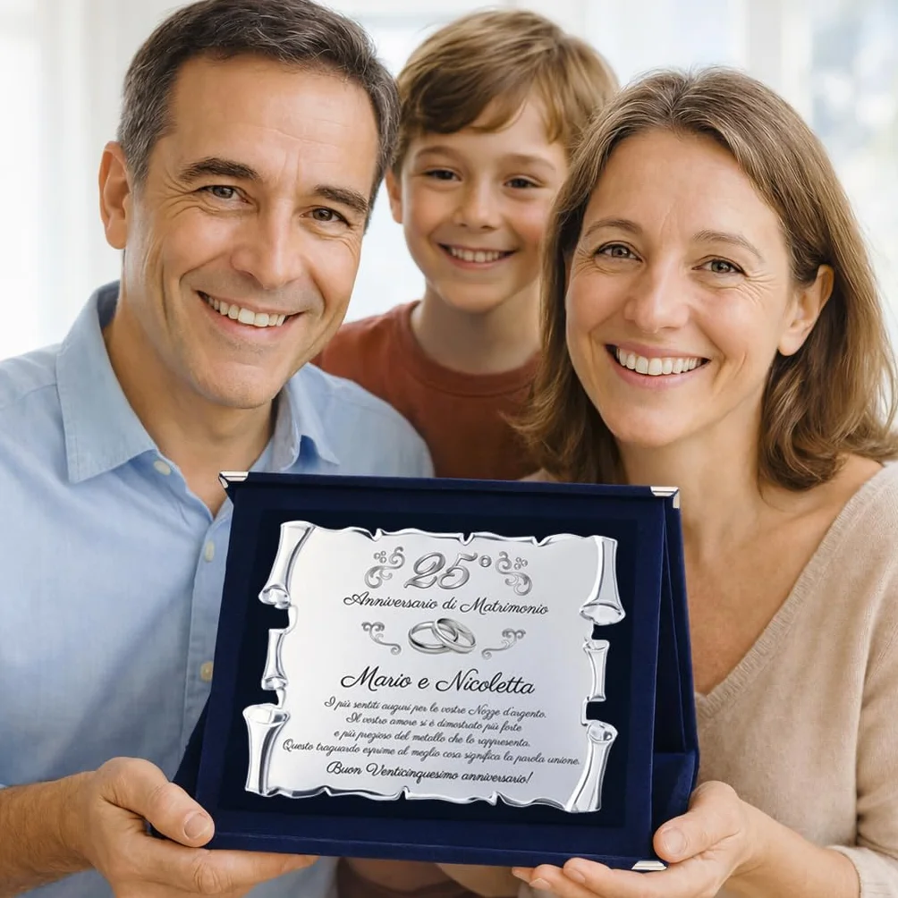 Targa 25° Anniversario di Matrimonio NOMI PERSONALIZZATI | Elegante Regalo Anniversario Nozze d'argento | Pergamena Argentata su Cofanetto in Velluto Blu