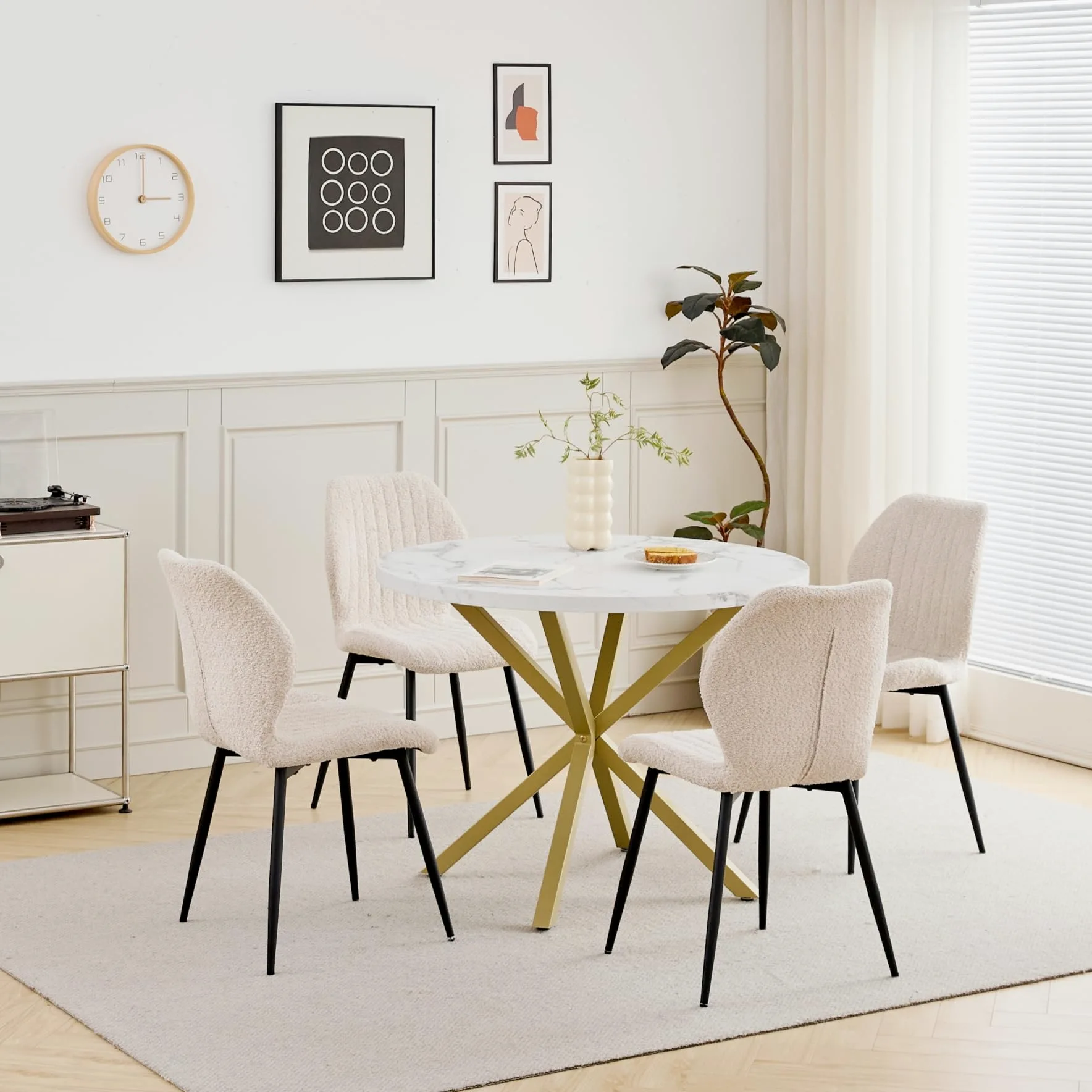 Set Tavolo e Sedie da Pranzo, Tavolo da Pranzo Rotondo da 100 * 100 * 76.5 cm e 4 Sedie Moderne in Teddy Fleece, per Sala da Pranzo, Cucina, Soggiorno, Colore Marmo-GD + Beige