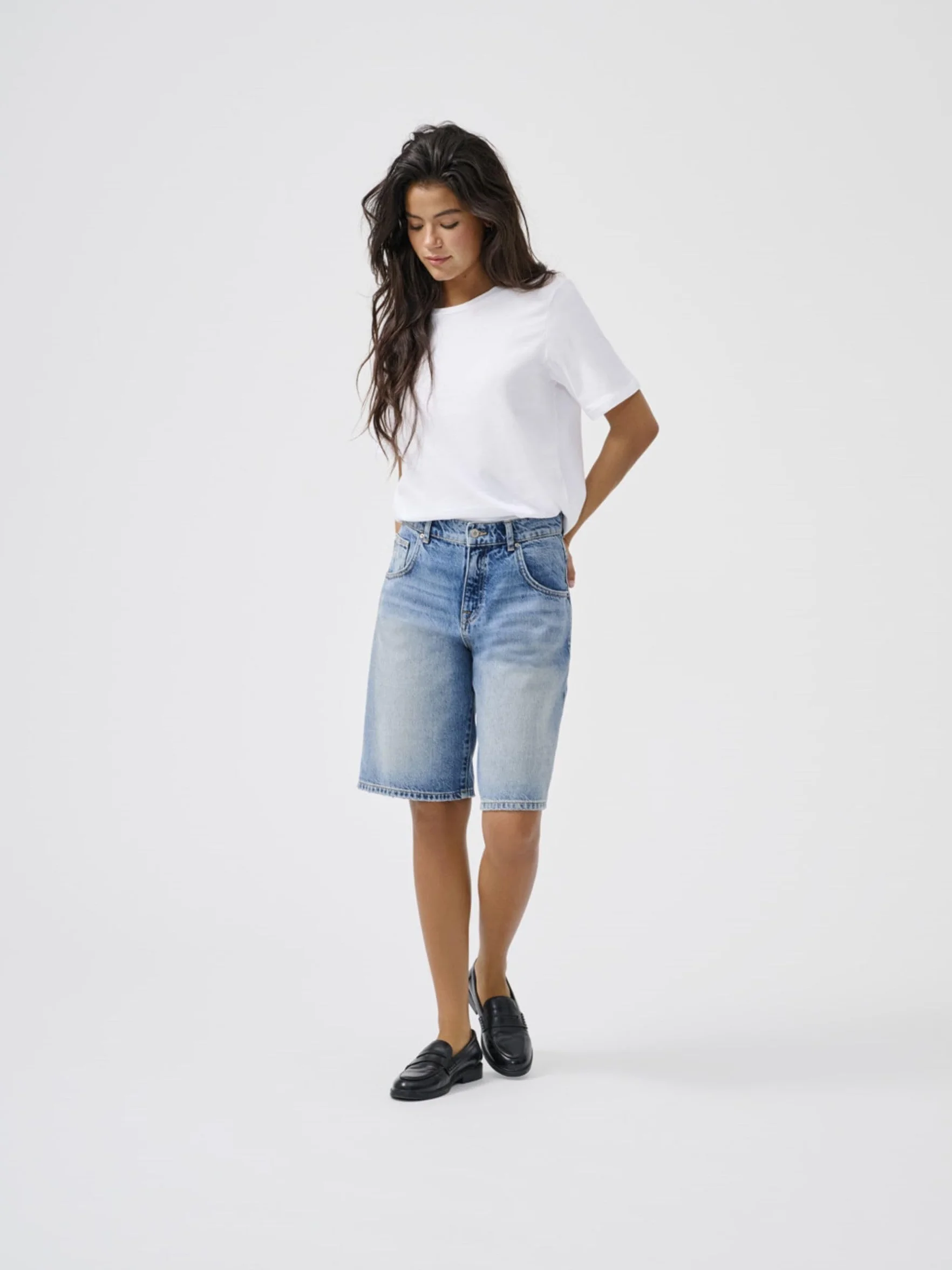 Only - Onlmate Reg Baggy Long Shorts DNM Noos, Pantaloncini in Denim a Vita Media per l'uso Quotidiano Donna