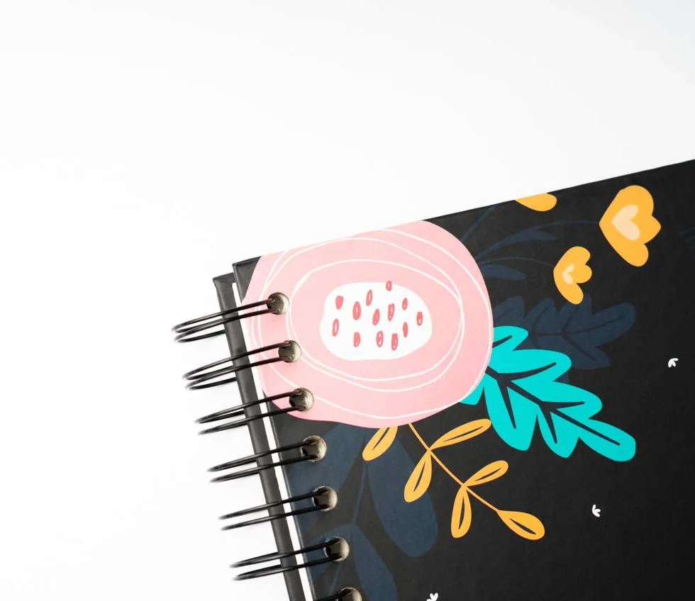 Grupo Erik Album Fotografico Scrapbook Blummen - Album Fotografico Personalizzabile 26x26 cm Spirale, 40 Pagine Bianche per Incollare e Scrivere, con Copertina Rigida