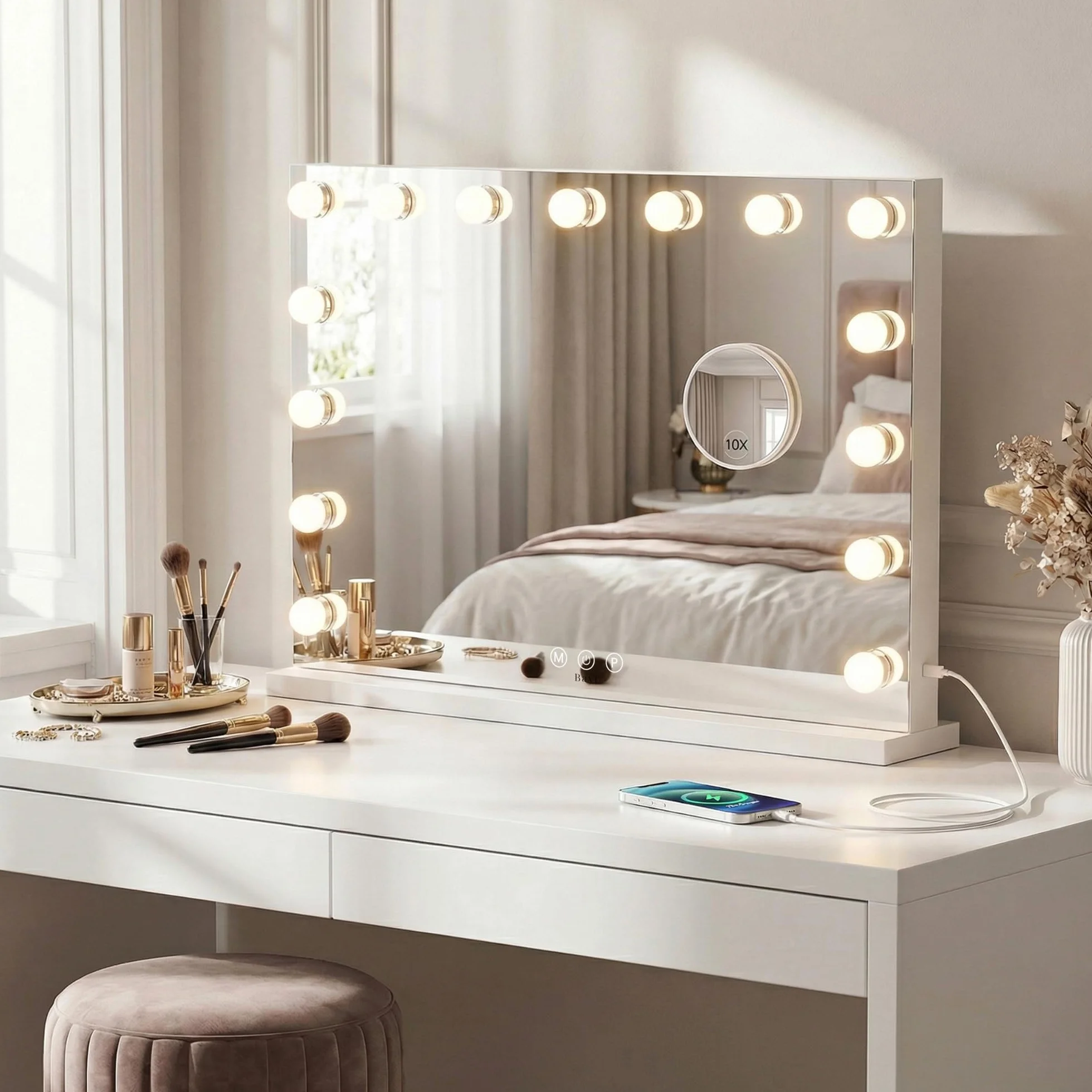 Bayt Specchio Hollywood con luci LED – Specchio Trucco Bianco 58x46 cm con 15 Lampadine Dimmerabili, 3 Tonalità di Luce (calda, fredda, naturale), Touch Screen & Specchietto Ingranditore 10x