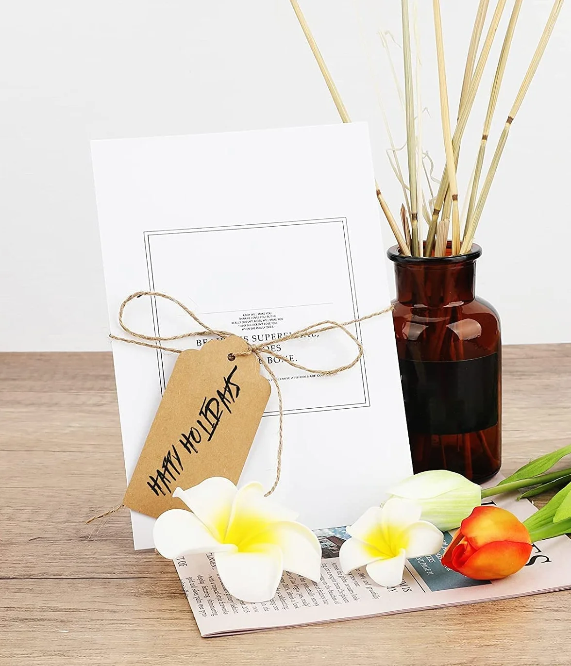 Tag Bomboniere 100 Pz 3 x 5 CM - Spago di Iuta Naturale Lungo 20 Metri, Marrone - Etichette Cartoncino Premium e Bifacciali - Ideale per Etichette Regalo, Cartellini Prezzo e Fai Da Te