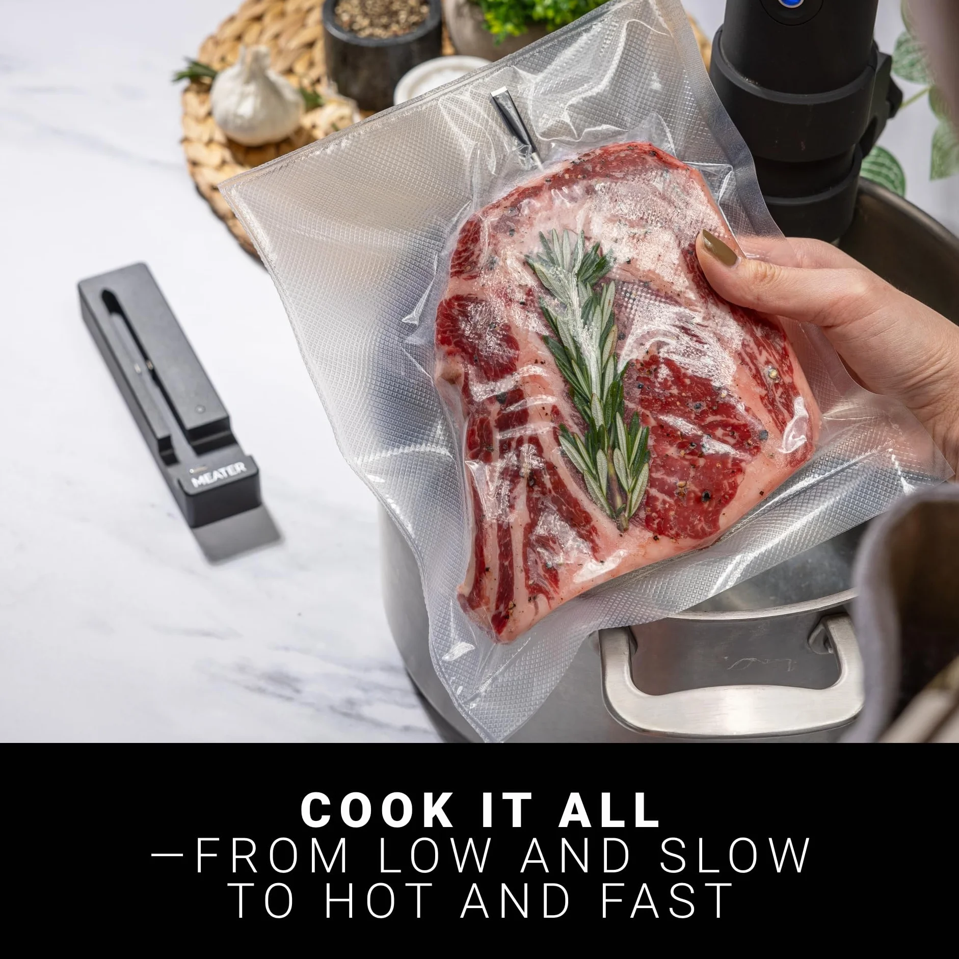 MEATER SE - Termometro per carne wireless con Bluetooth, misura temperatura interna e ambientale, perfetto per forno, grill, cucina, barbecue, girarrosto, dotato di caricatore nero