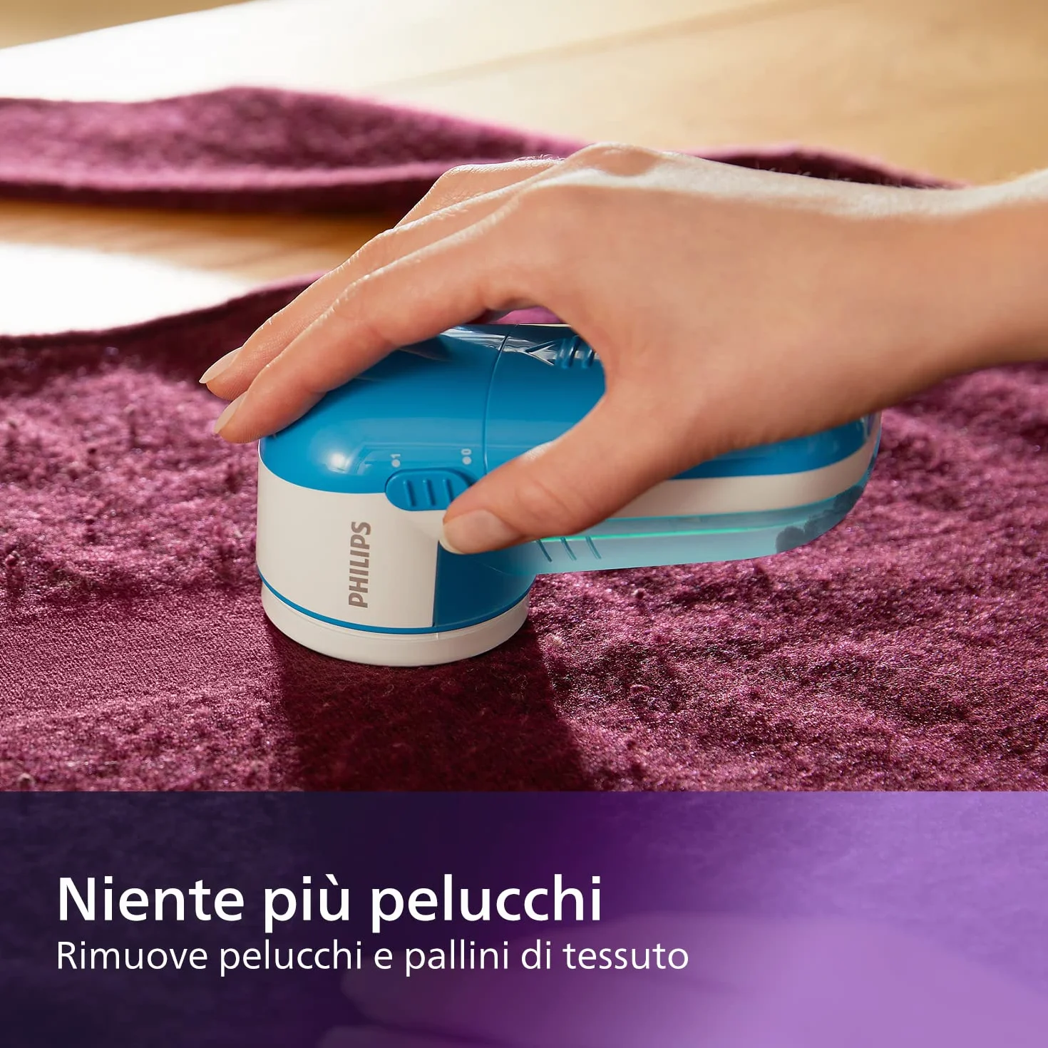Philips Leva Pelucchi – Rimuove Pelucchi da Tutti i Tessuti, Lama Veloce 8800 Giri/min, Ampia Superficie di Rasatura, Rete a 3 Fori, Contenitore Removibile (GC026/00)
