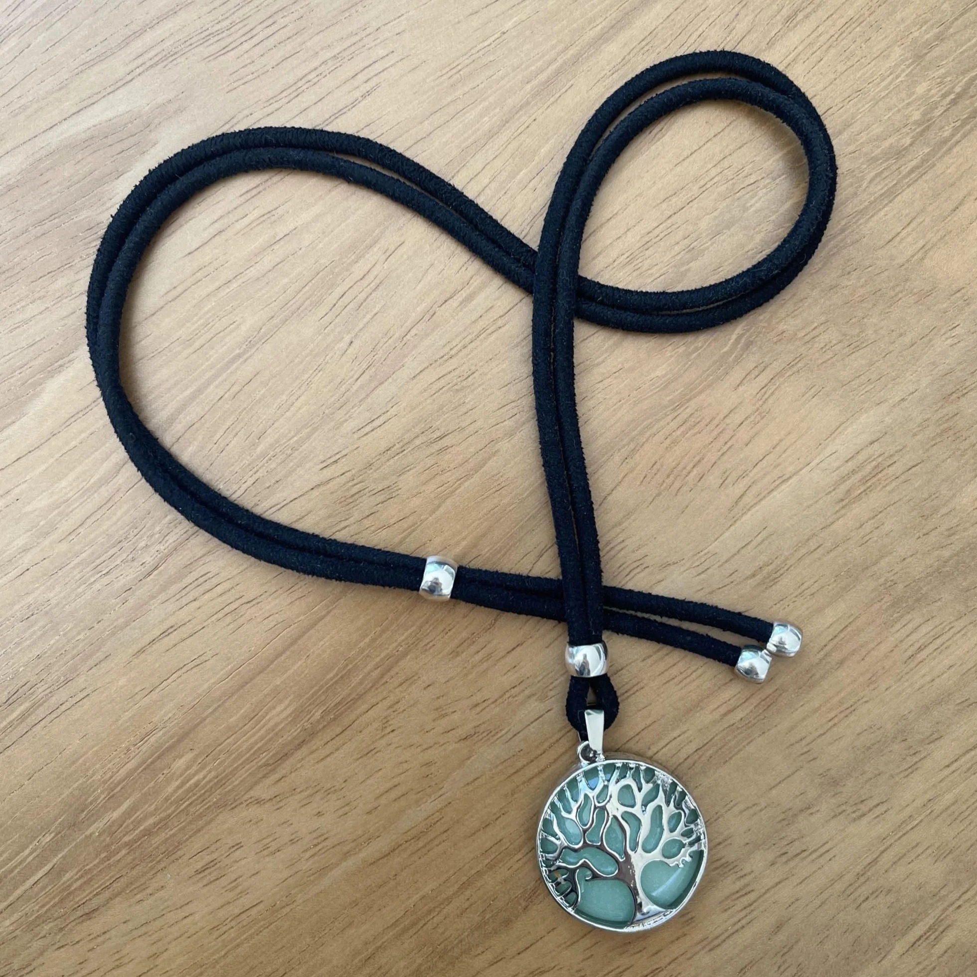 ASTER ALHELÍ Collana Albero della Vita Donna Uomo Ciondolo Pietra Naturale Altezza Regolabile Amuleto Protezione Gioiello Artigianale Fatto a Mano Idea Regalo Avventurina Verde