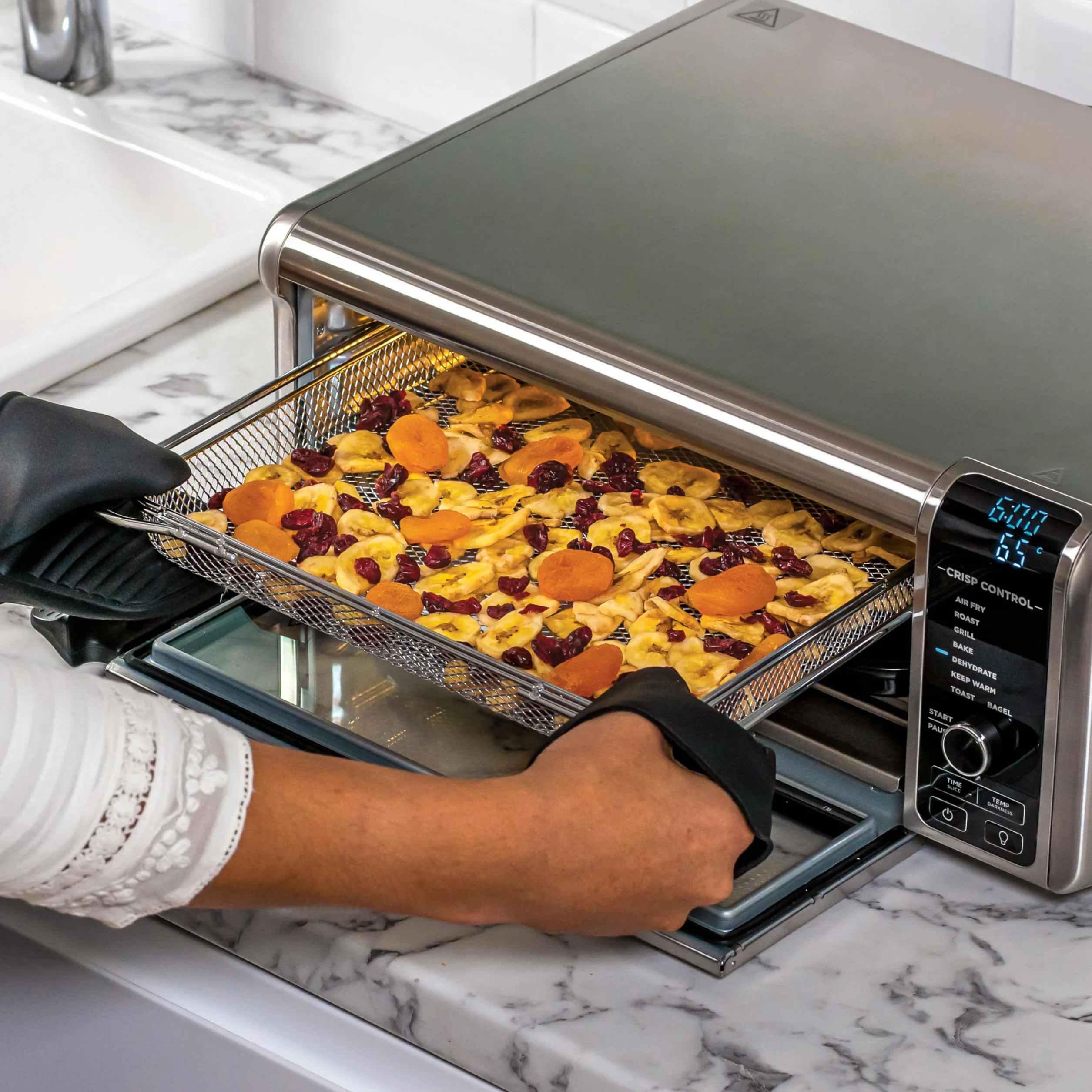Ninja Foodi Forno Multifunzione 8 in 1, Fornetto Elettrico Portatile, 8 Funzioni, Friggere ad Aria, Arrostire, Grigliare, Argento/Nero, SP101EU