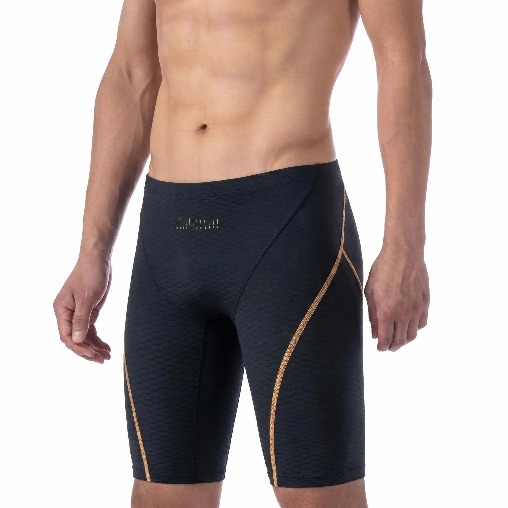 MY KILOMETRE Costume da Bagno Uomo – Tessuto Jammer da Nuoto con Cordoncino Resistente al Cloro, Asciuga Rapido per Allenamento e Gara in Piscina, UPF 50+