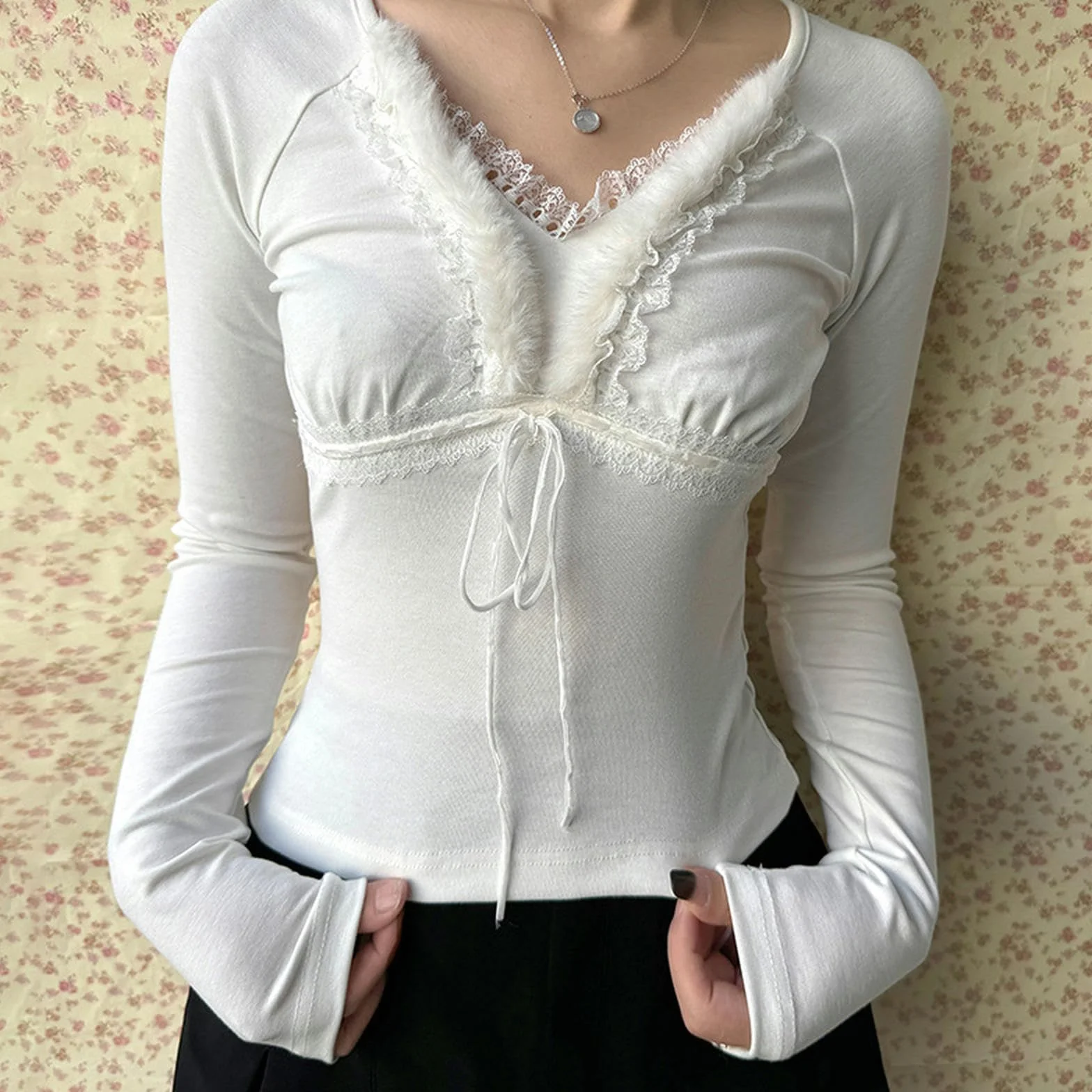 Dolce Bordo Grezzo con Cuciture in Pizzo Fiocco Scollo a V Top Corto Delicato Tinta Unita a Maniche Lunghe T-Shirt Slim Lavorata a Maglia con Fondo-Bianco-M