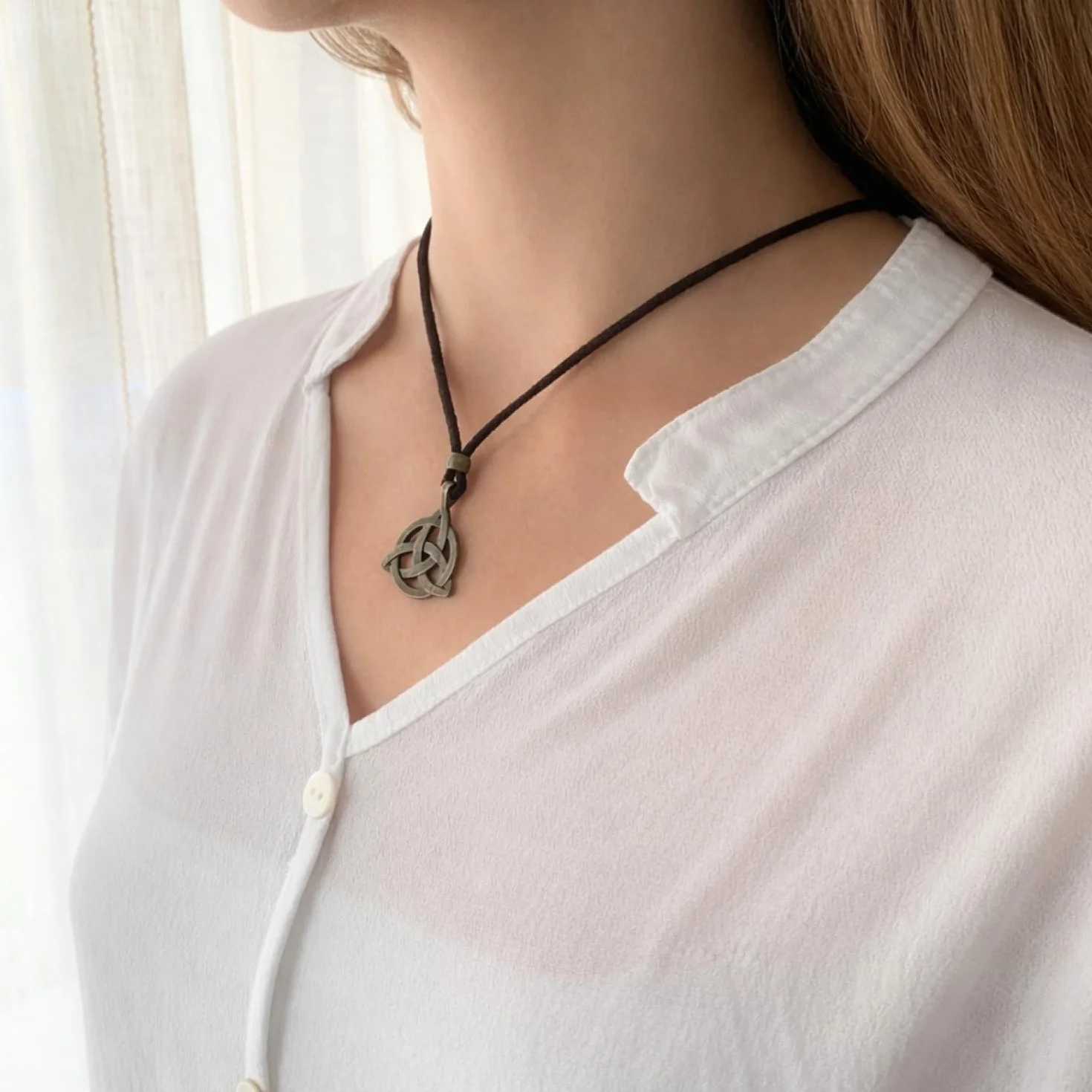 Collana Celtica Donna Uomo con Ciondolo Triquetra Nodo della Trinità in Argento Antico o Bronzo - Amuleto di Protezione Regolabile