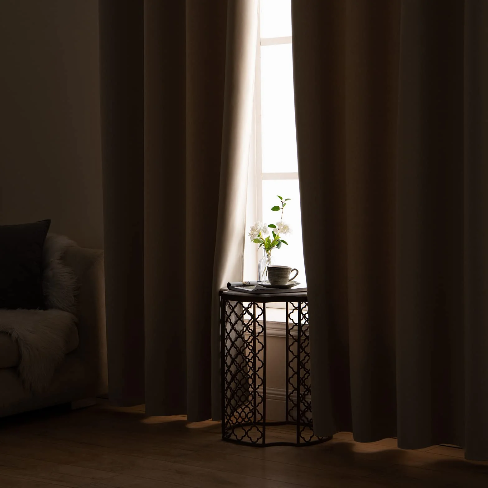 MIULEE Tende Oscuranti per Interni 2 Pezzi 140x260 CM, Beige Scuro, Tende Termiche Isolanti con Anelli
