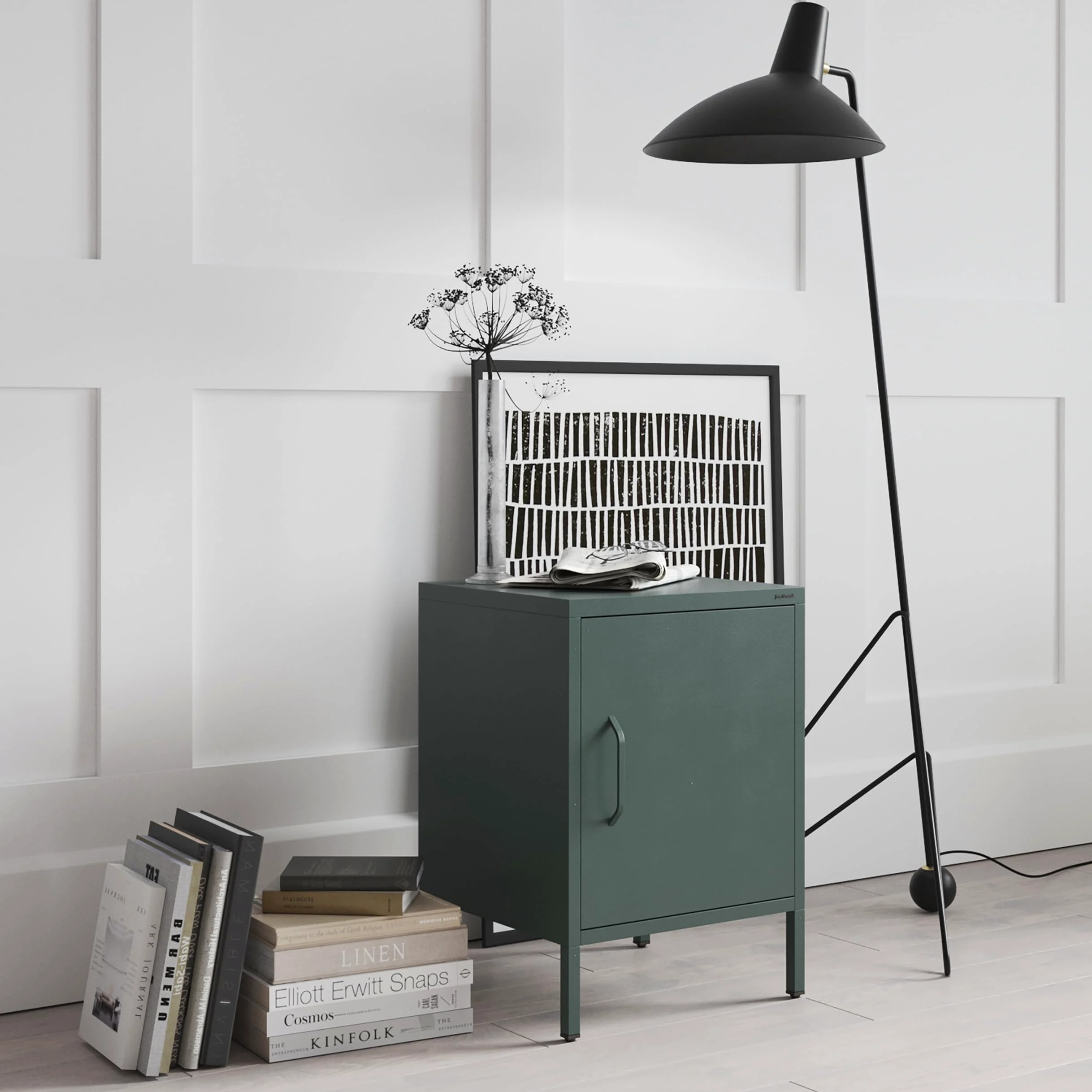 Jan Nowak Comodino Camera da Letto in Metallo - MIA | Comodino Piccolo Scintillante con 1 Ripiano Regolabile | Armadietto Moderno, Stile Industriale | 42,4 x 59,5 x 40 cm | Verde Scuro