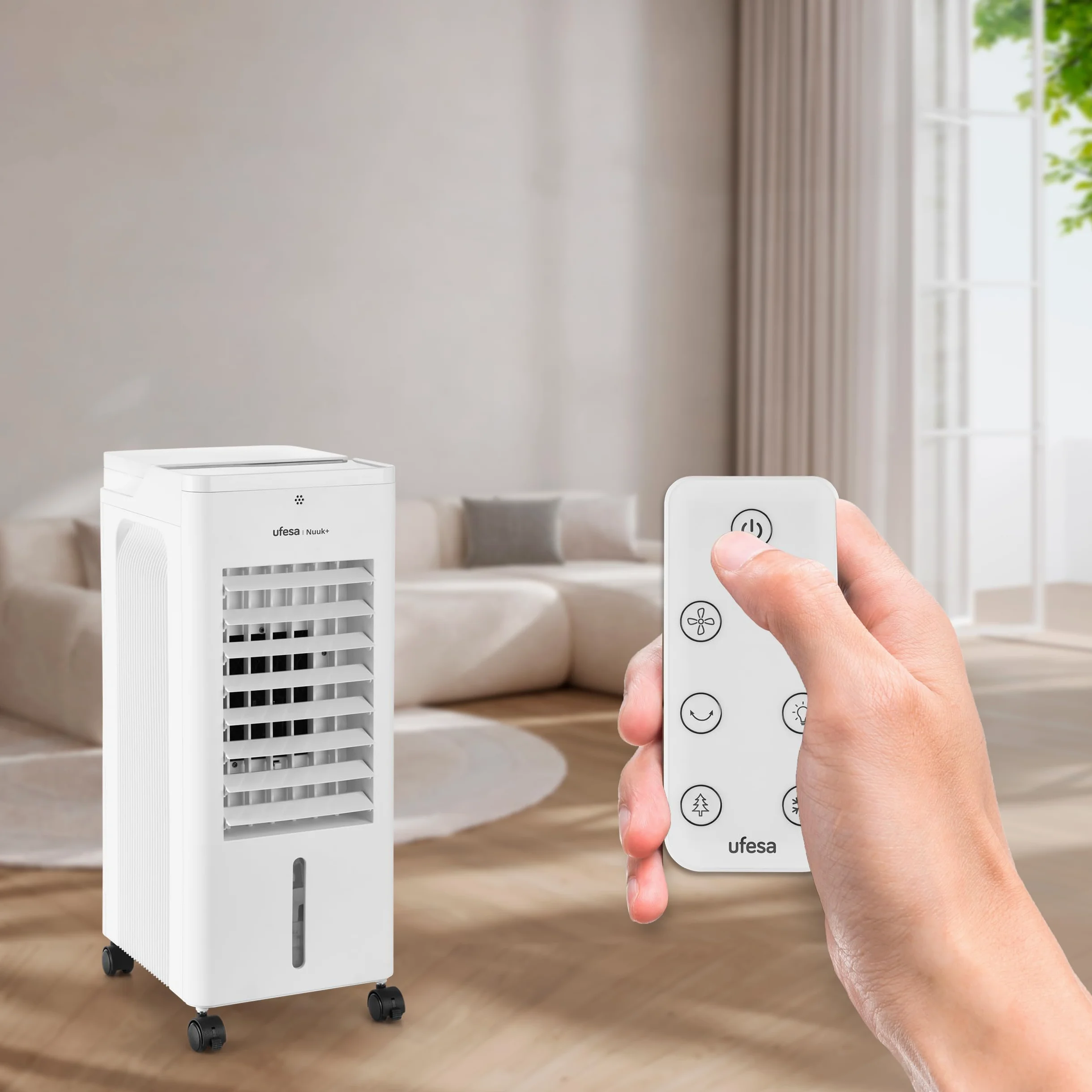 Ufesa Nuuk+ Raffrescatore Portatile Evaporativo 65W Funzione 3in1Raffreddamento Ventola e Ionizzazione 3Velocità 3Modalità Pannello a Sfioramento Serbatoio da 6L Timer12h Filtro Lavabile Telecomando