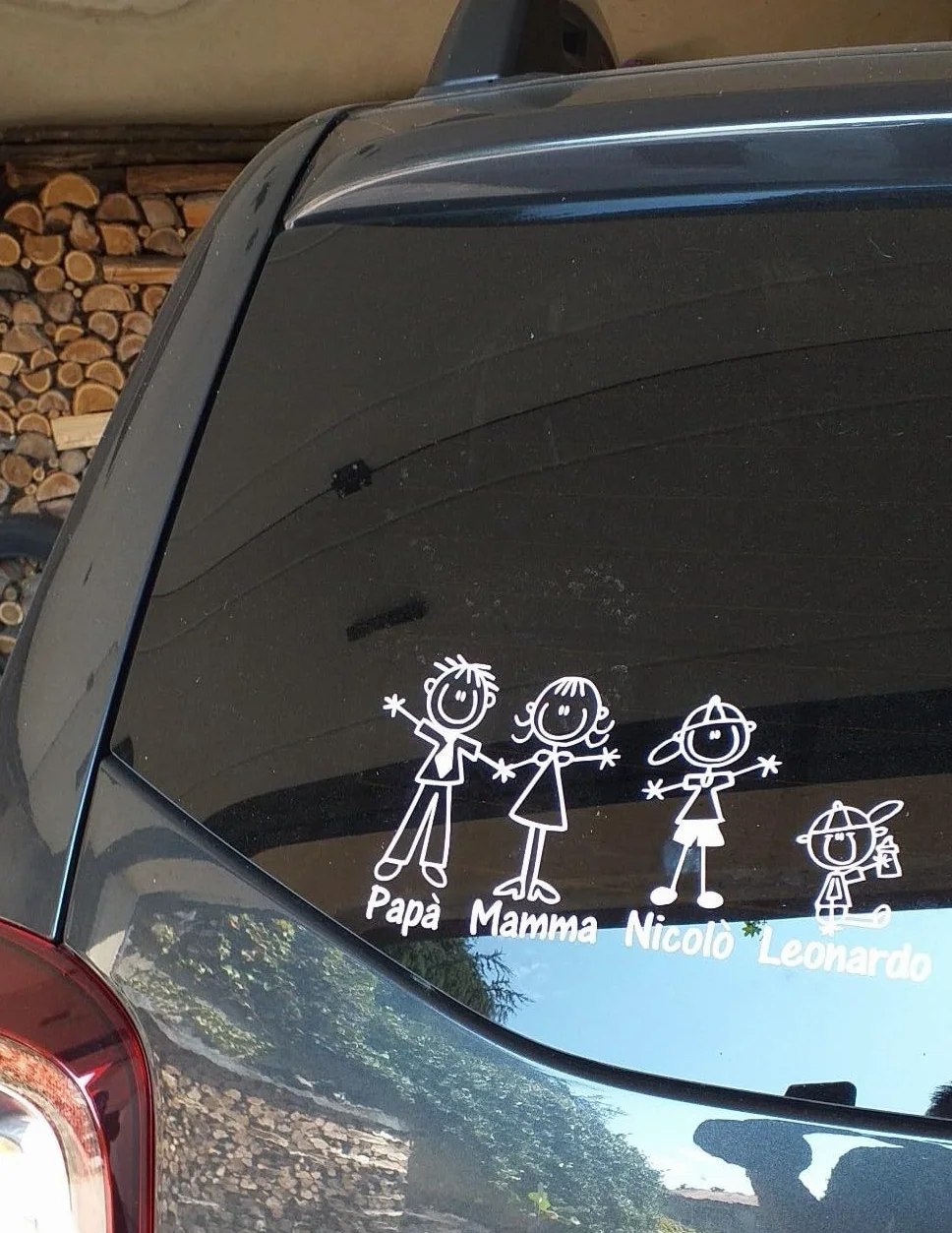 Stickeredo Adesivo Auto Personalizzabile con Nome – Oltre 100 Design – Resistente – Made in Italy