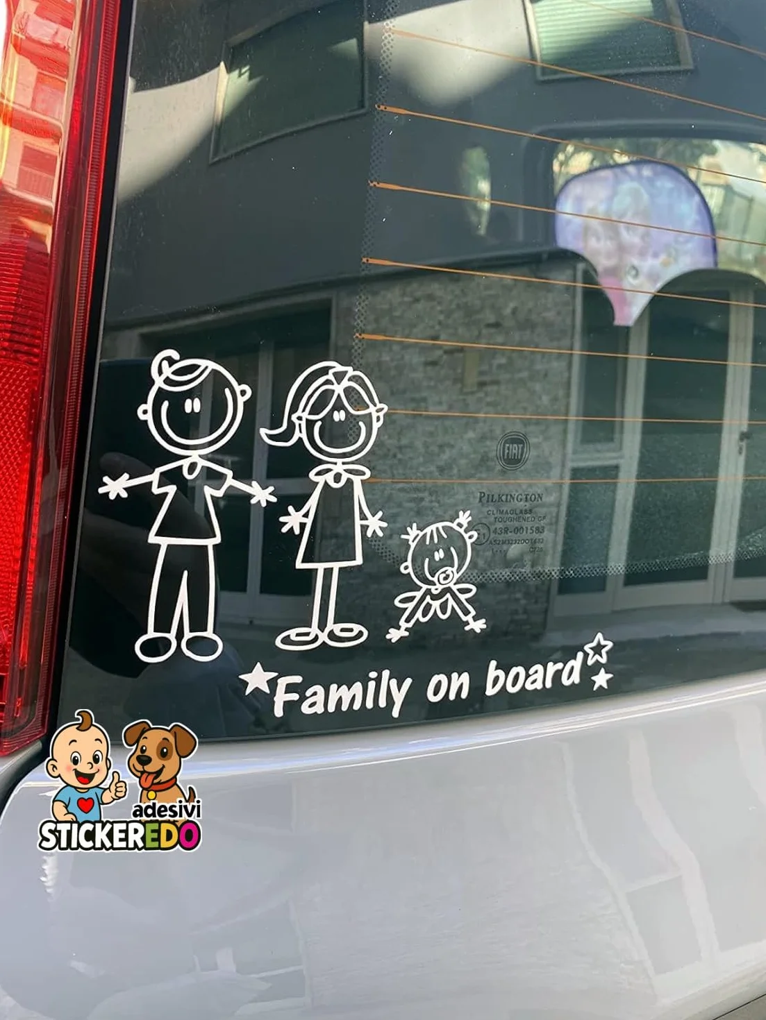 Stickeredo Adesivo Auto Personalizzabile con Nome – Oltre 100 Design – Resistente – Made in Italy