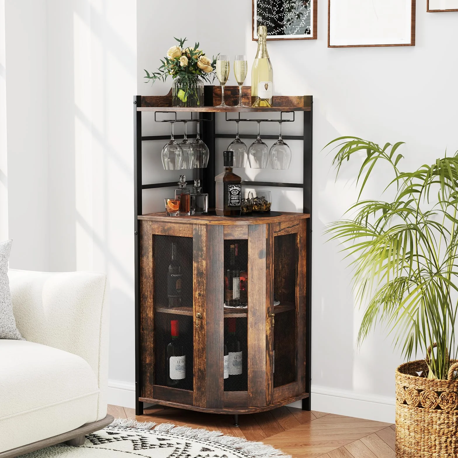 GIANTEX Armadietto Angolare Industriale Da Bar Con Supporto In Vetro, Armadietto Da Vino Con Ripiano Regolabile, Portabottiglie Vino Da Cucina Con Protezione, 130x47,5x47,5 cm (Marrone)