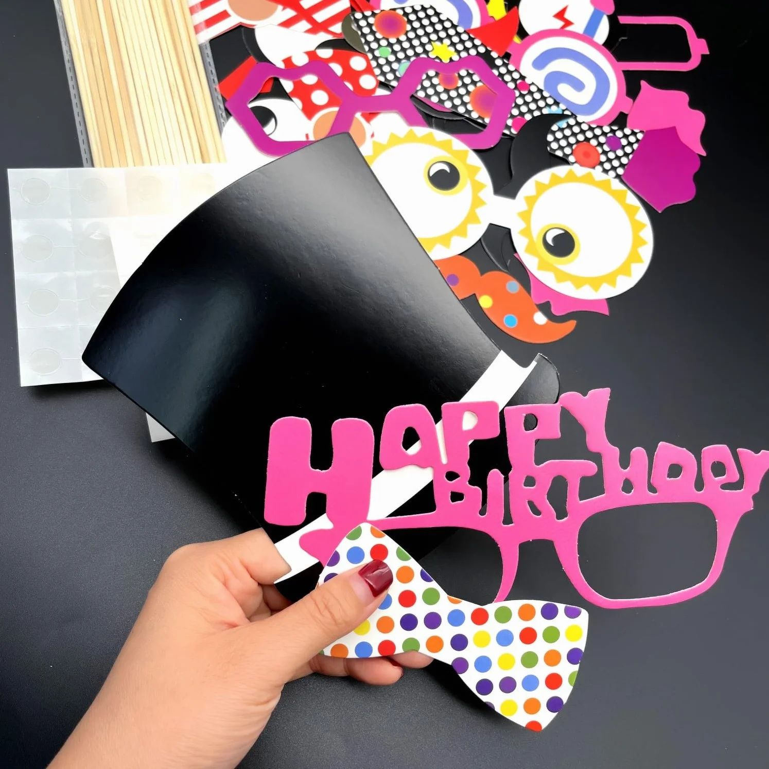 Festa photo booth con cornice portafoto grande baffi papillon labbra cappello occhiali cabina selfie props photobooth
