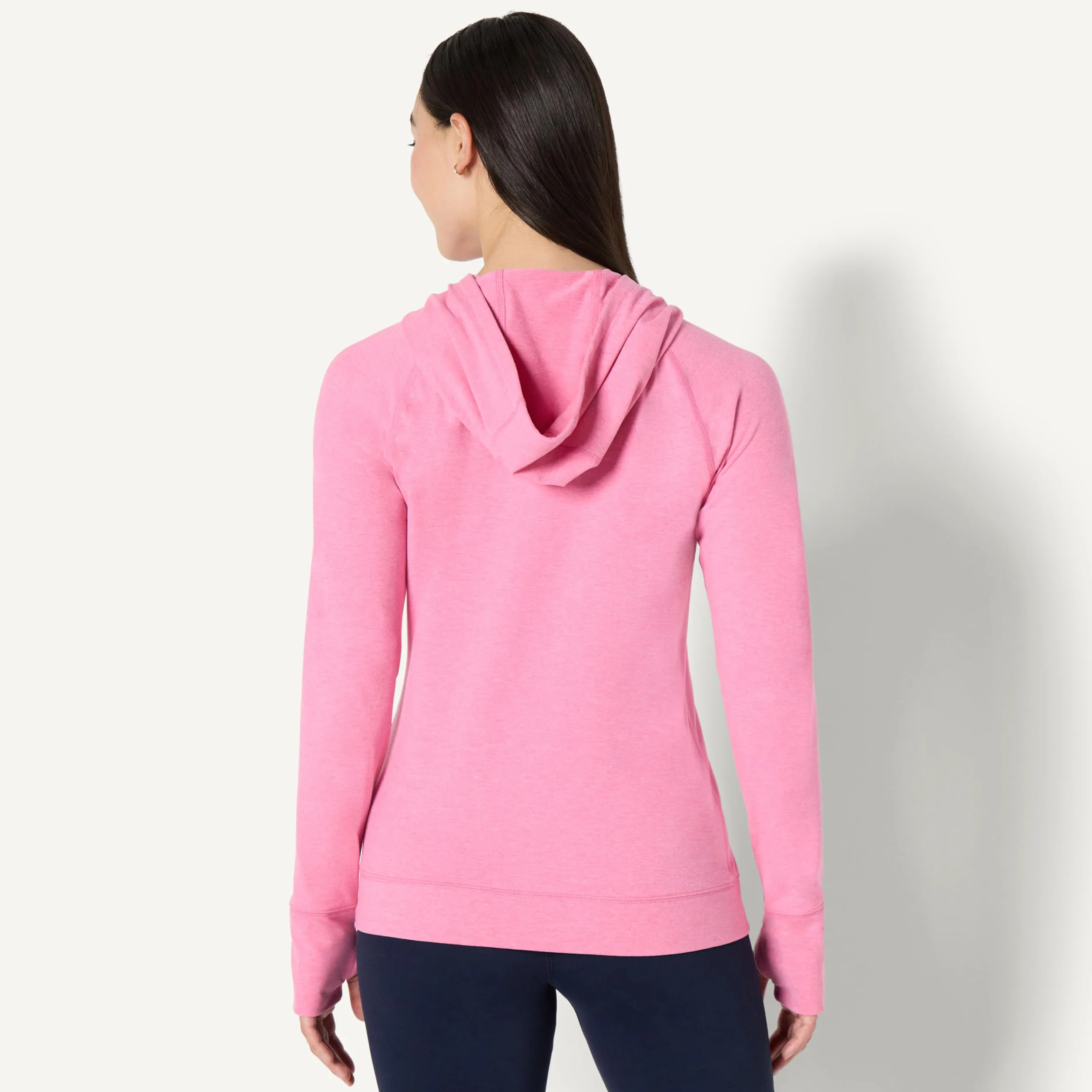 Amazon Essentials Giacca Sportiva Morbida e Leggera con Cappuccio e Zip Lunga, in Tessuto Tecnico, da Allenamento Donna