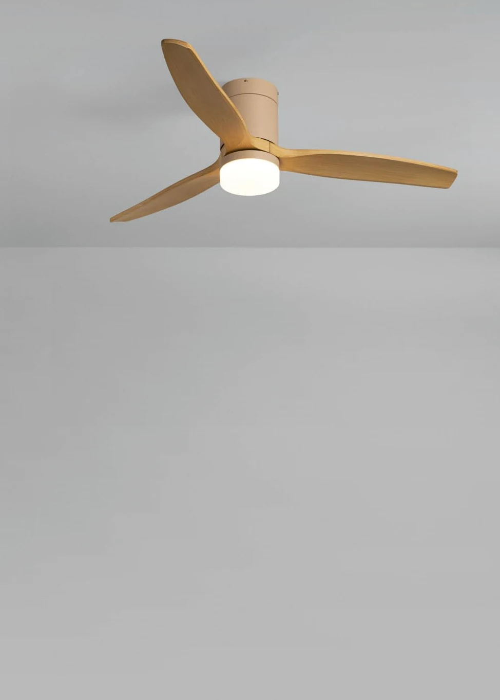 CREATE / WINDCALM M/Ventilatore da soffitto con luce sabbia pale in legno chiaro e telecomando / 40W, Silenzioso, ABS,Ø132 cm, 6 velocità, 3 temperature di luce, timer, funzione estate-inverno
