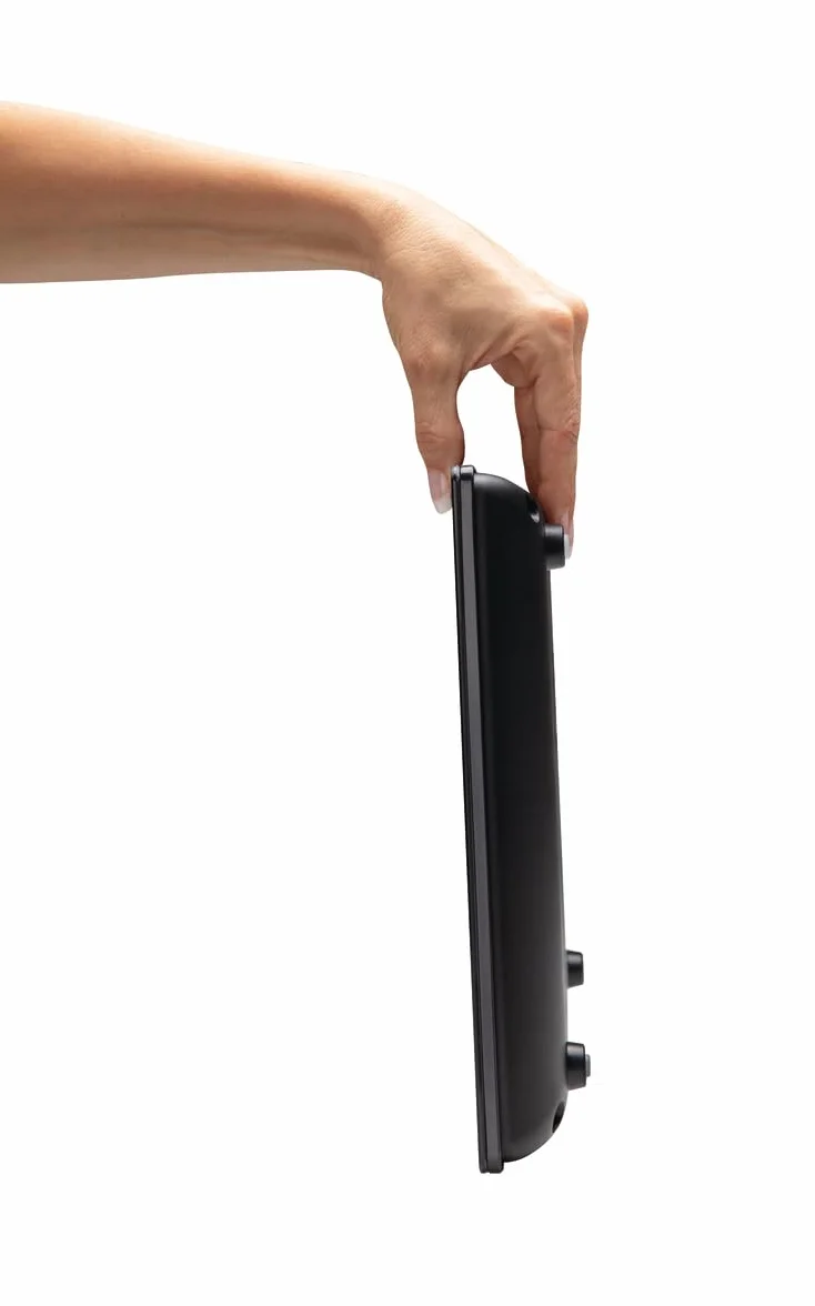 Hisense HIC2000Y Piano a Induzione Portatile 2000W 10 Livelli Timer Power Boost Controlli Touch Vetroceramica Nero