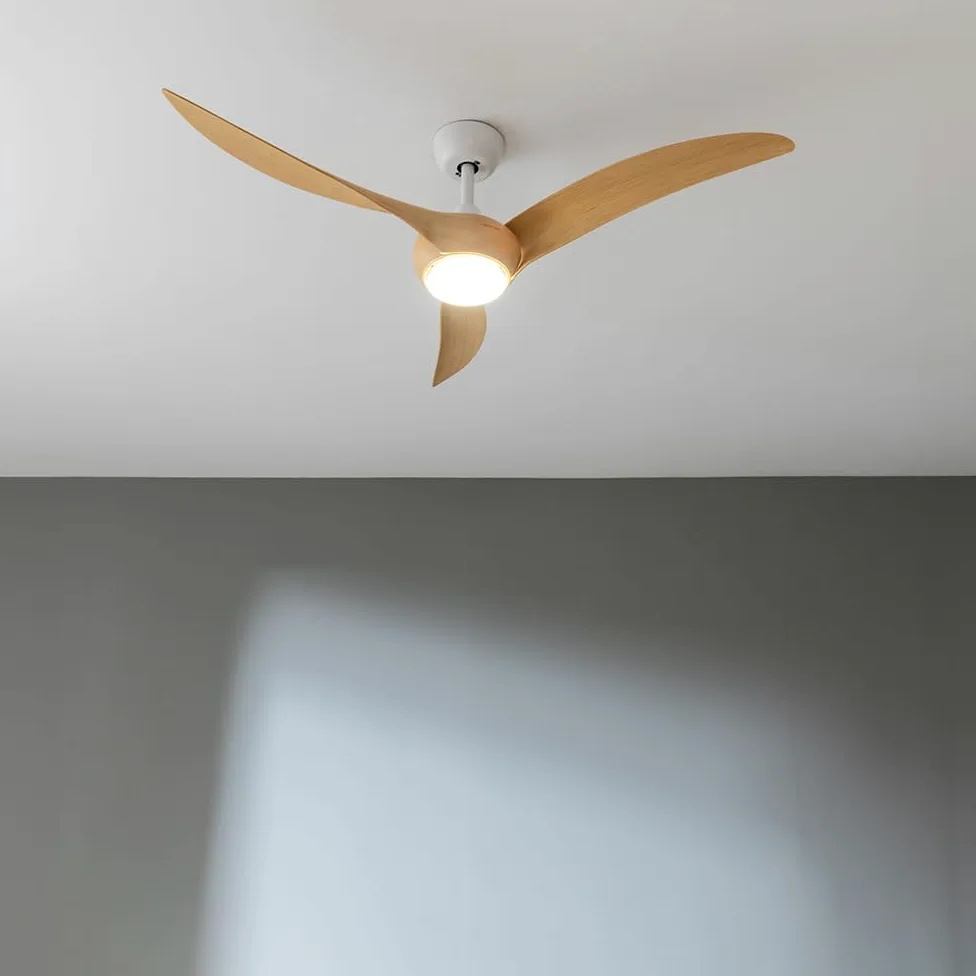 Cecotec Ventilatore da Soffitto con Luce EnergySilence Aero 5295 WhiteWood. 40 W, Diametro 137 cm, Lampada a LED, Telecomando, 6 Velocità, Timer Fino a 8 Ore, 3 Pale, Estate/Inverno,