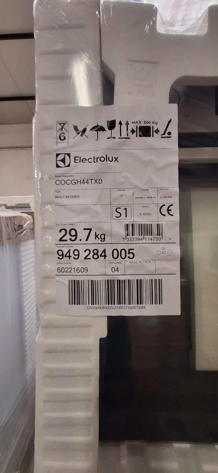 Electrolux Forno a incasso con cottura a vapore e convenzionale