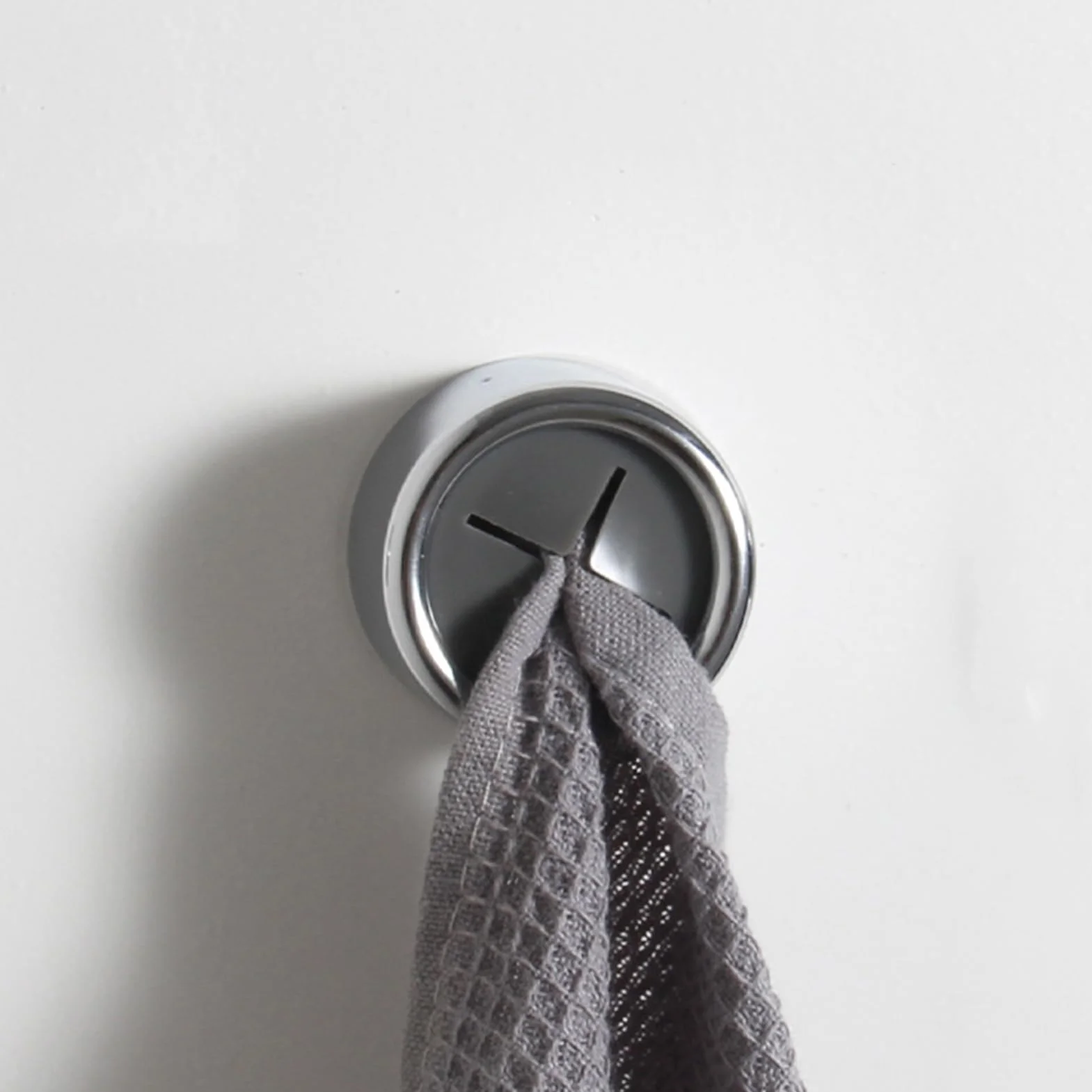Porta Strofinacci da Cucina con Ganci Adesivi per Asciugamani, Ripiano da Parete per Doccia e Armadietto