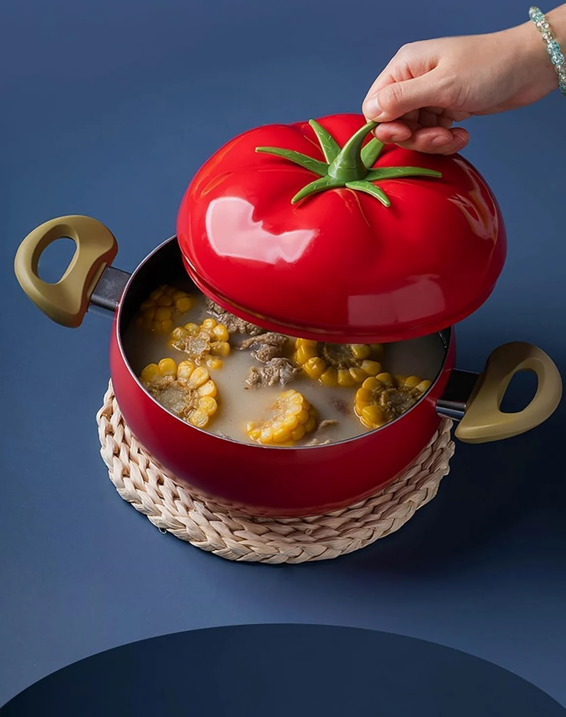 Pentola in Ghisa Smaltata con Coperchio - Design a Forma di Pomodoro, Pentola Antiaderente per Zuppe e Pasta, Uso Versatile, Adatta per Gas e Induzione