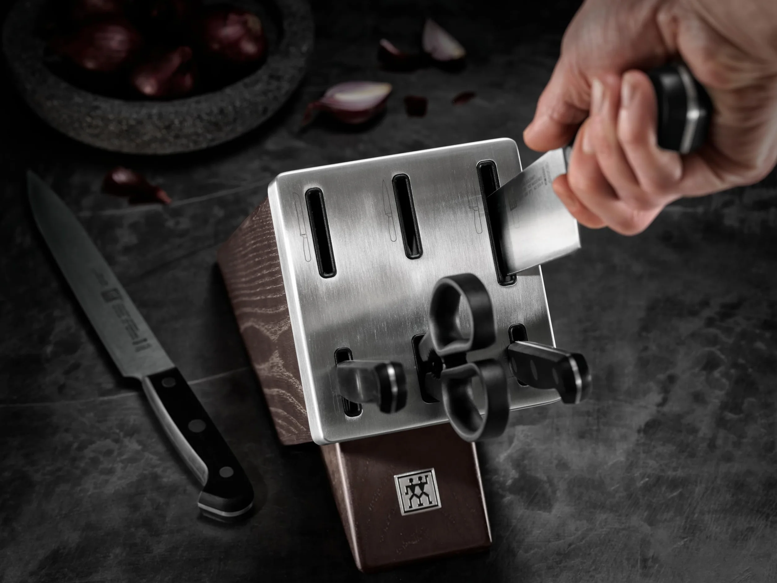 ZWILLING Ceppo di Coltelli Autoaffilante, 7 Pezzi, Ceppo in Legno, Coltelli e Forbici in Acciaio Inox/Impugnature in Plastica, Gourmet