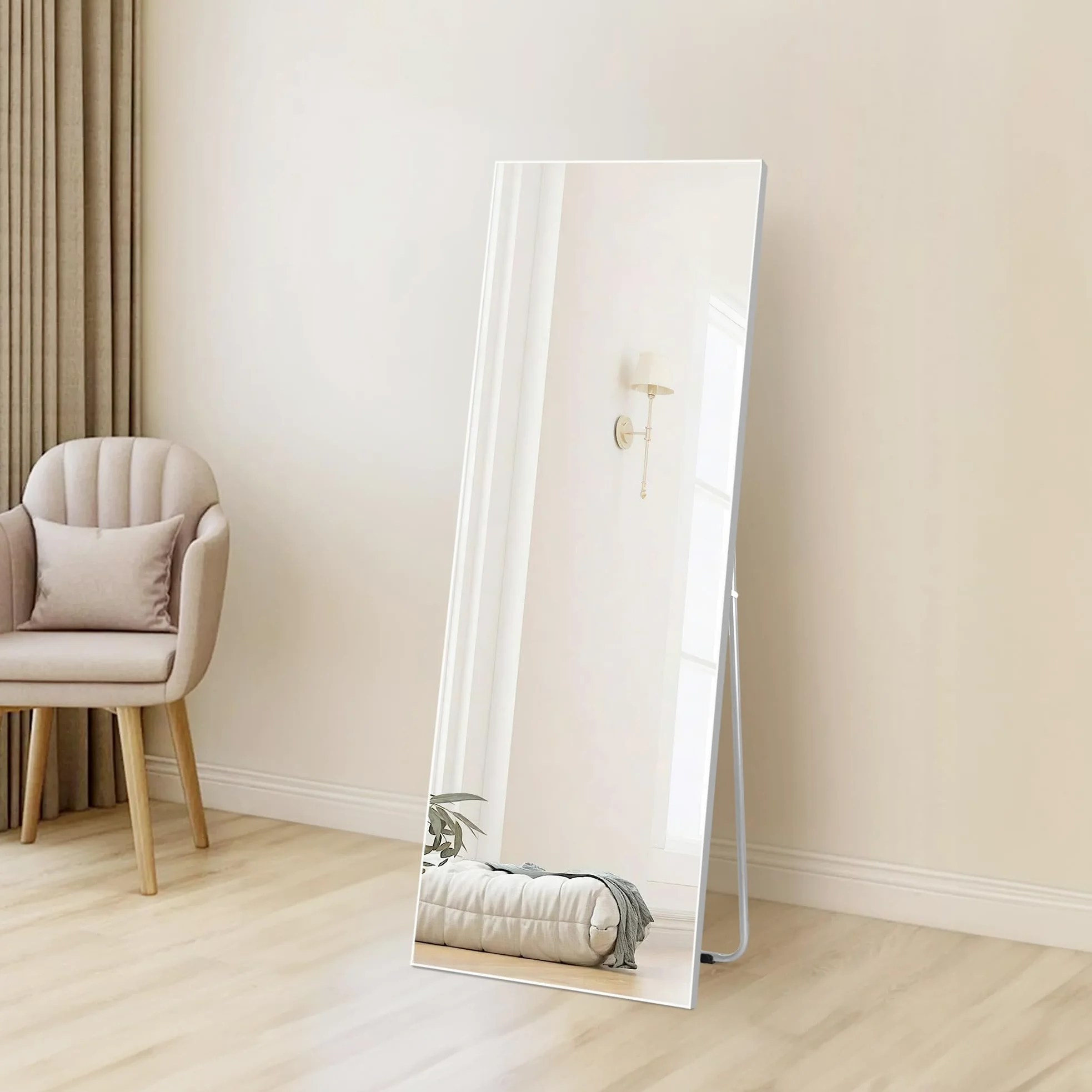 HORLIMER Specchio da Parete 150x51cm,Specchio da Terra con la Cornice Bianca,Specchio a Figura Intera Adatto per Soggiorno, Spogliatoio, Camera da Letto