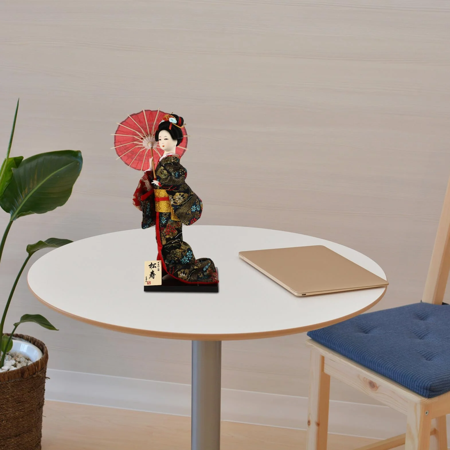 Bambola Geisha Giapponese in Legno Artigianale 12.20x4.72x4.72In Decorazione Desktop Kimono Figurina da Collezione