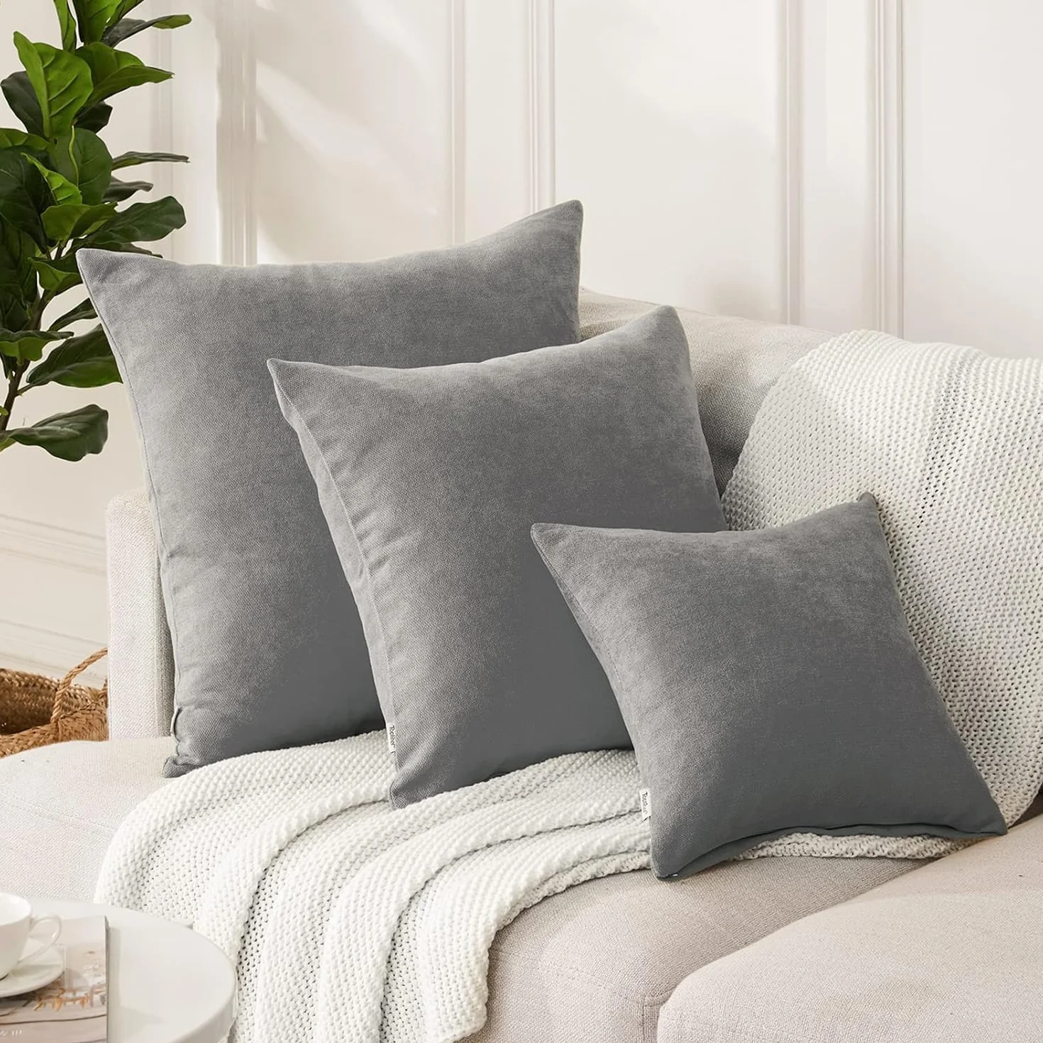 Topfinel Federe Cuscini Comode in Ciniglia per Divano, Copricuscini Decorativi Letto Arredo casa, Fodere cuscino Tinta unita per Soggiorno Camera Balcone Esterno, 2 Pezzi, 60x60 cm Grigio