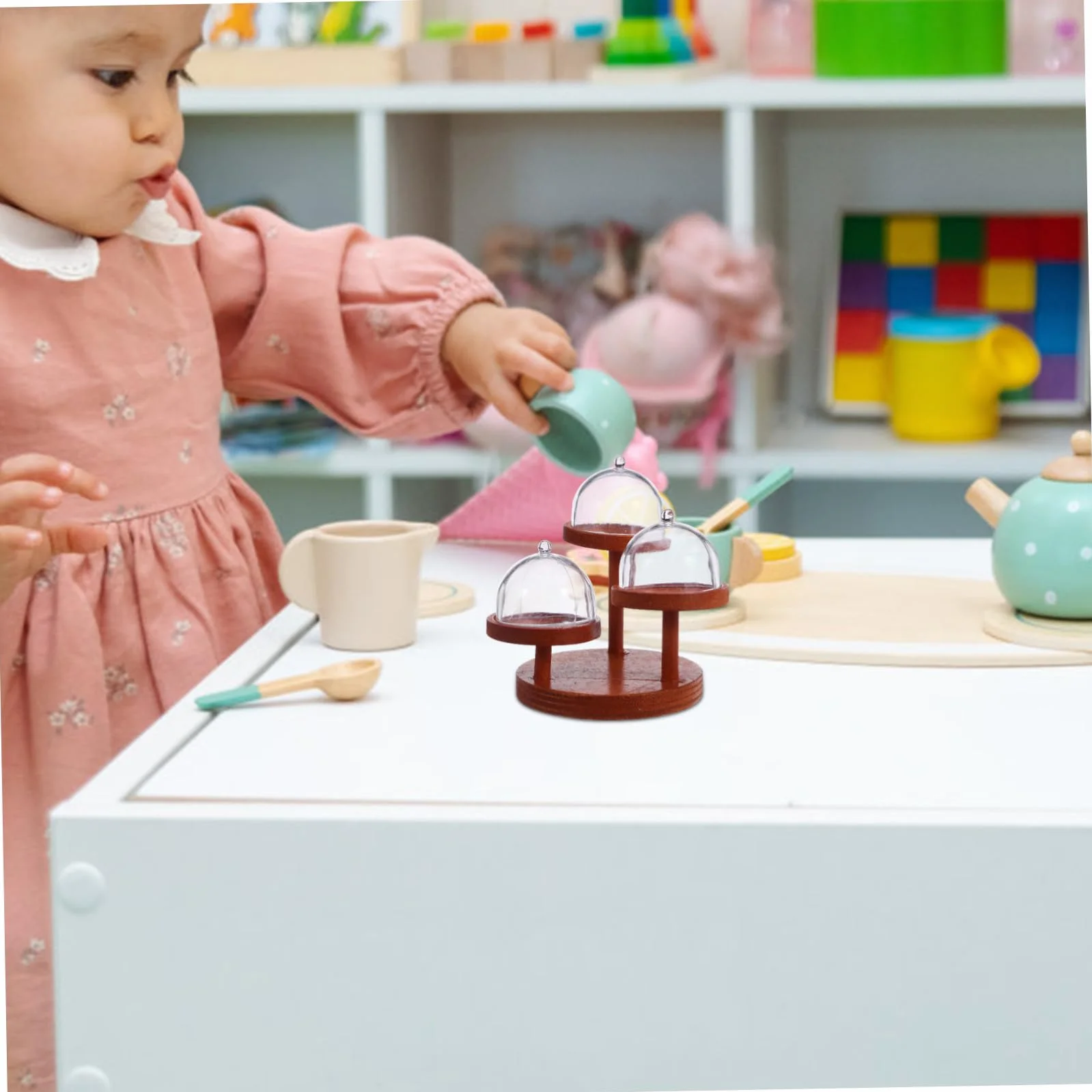 Kisangel 2 Impostati Miniature Stand da Dolci in Legno per Casa delle Bambole Vassoio Piani con Copertura in Plastica Espositore Multistrato