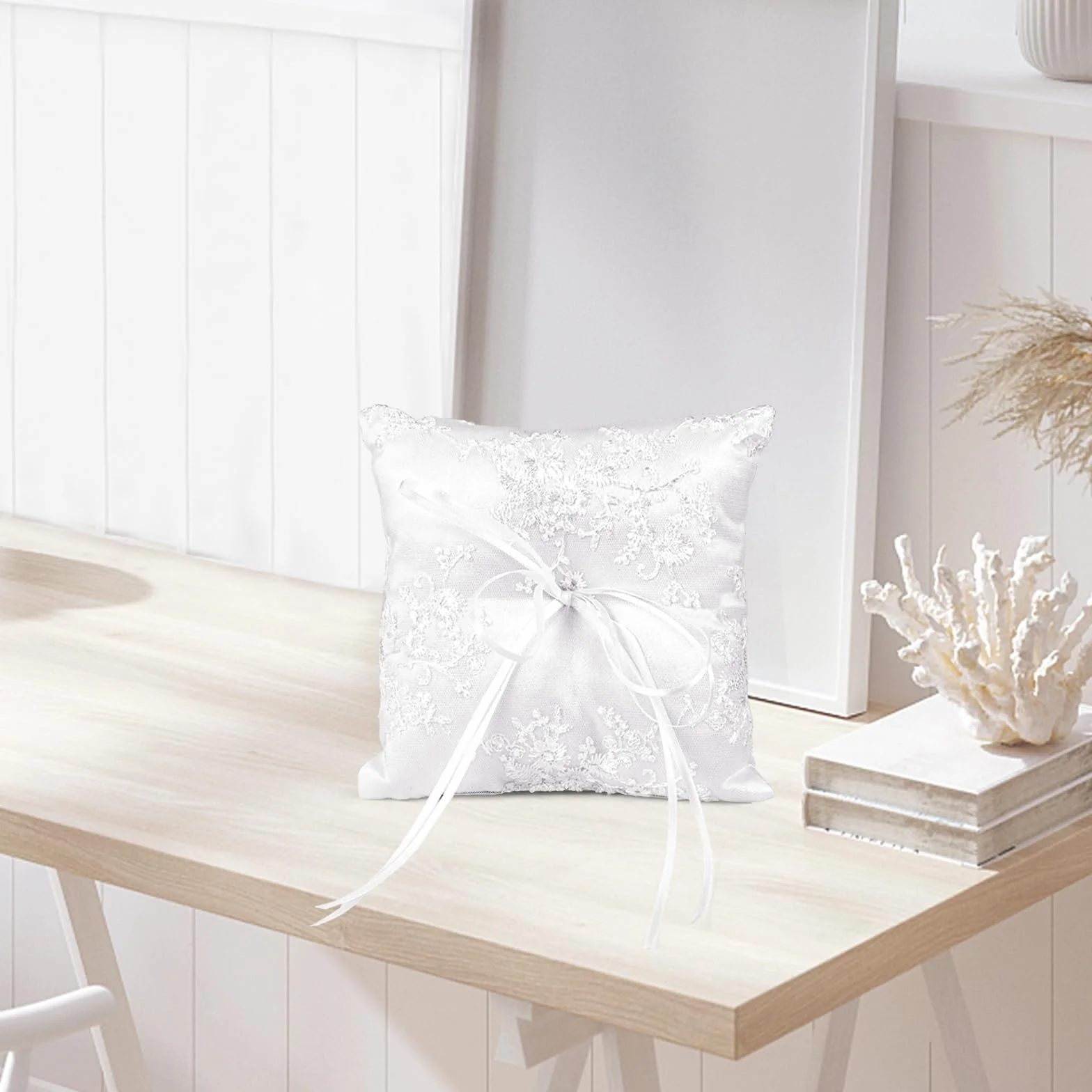 Cuscino Fedi Nuziali Bianco 15x15cm Porta Fedi con Nastro Matrimonio Decorazione