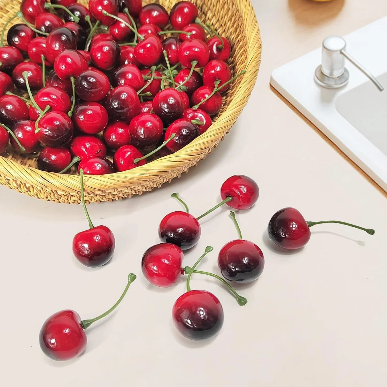 Frutta Finta Decorativa 40 Pezzi Fragola Artificiale Ciliegie Rosso Frutta per Casa Cucina Hotel