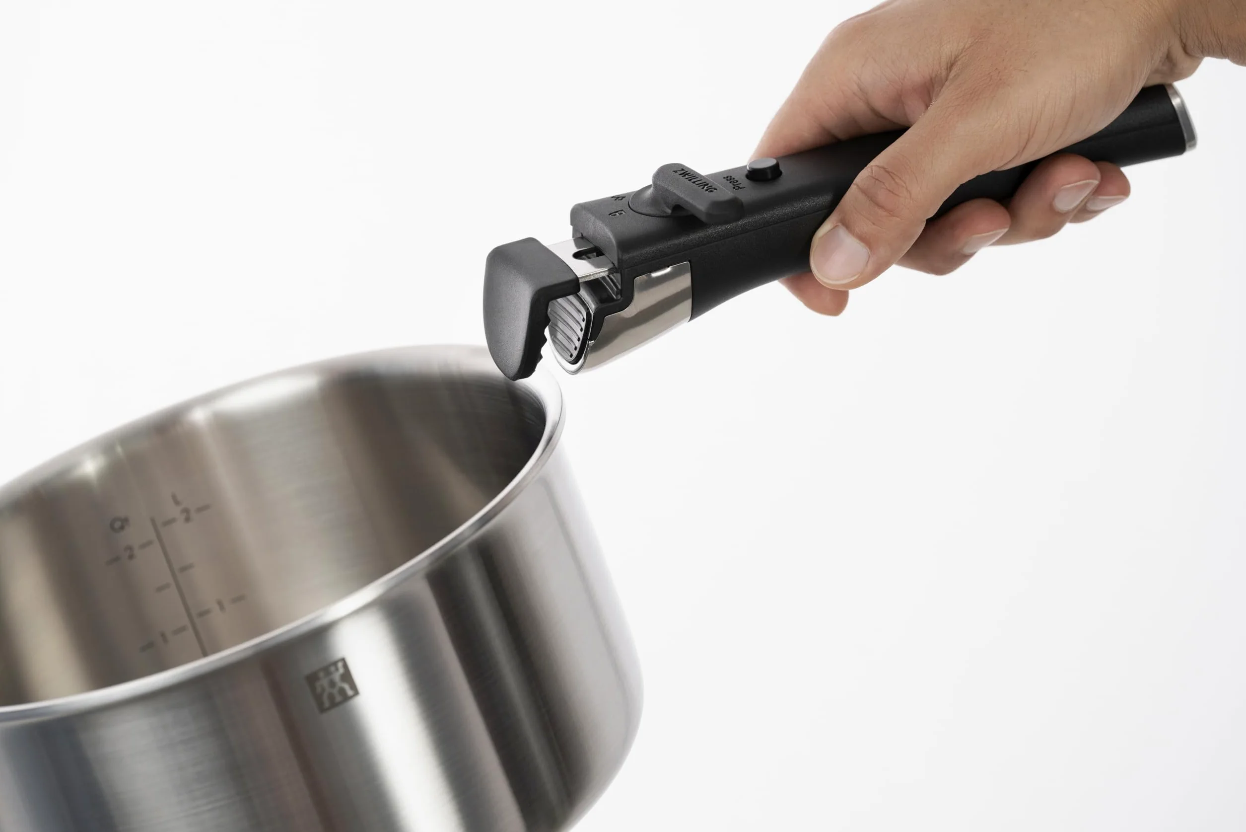 ZWILLING Unlock Set di 5 pentole (pentola 20 cm + 16 cm, manico rimovibile, 2 coperchi in vetro), impilabile, in acciaio Inox, per tutti i tipi di piano cottura, adatto a induzione