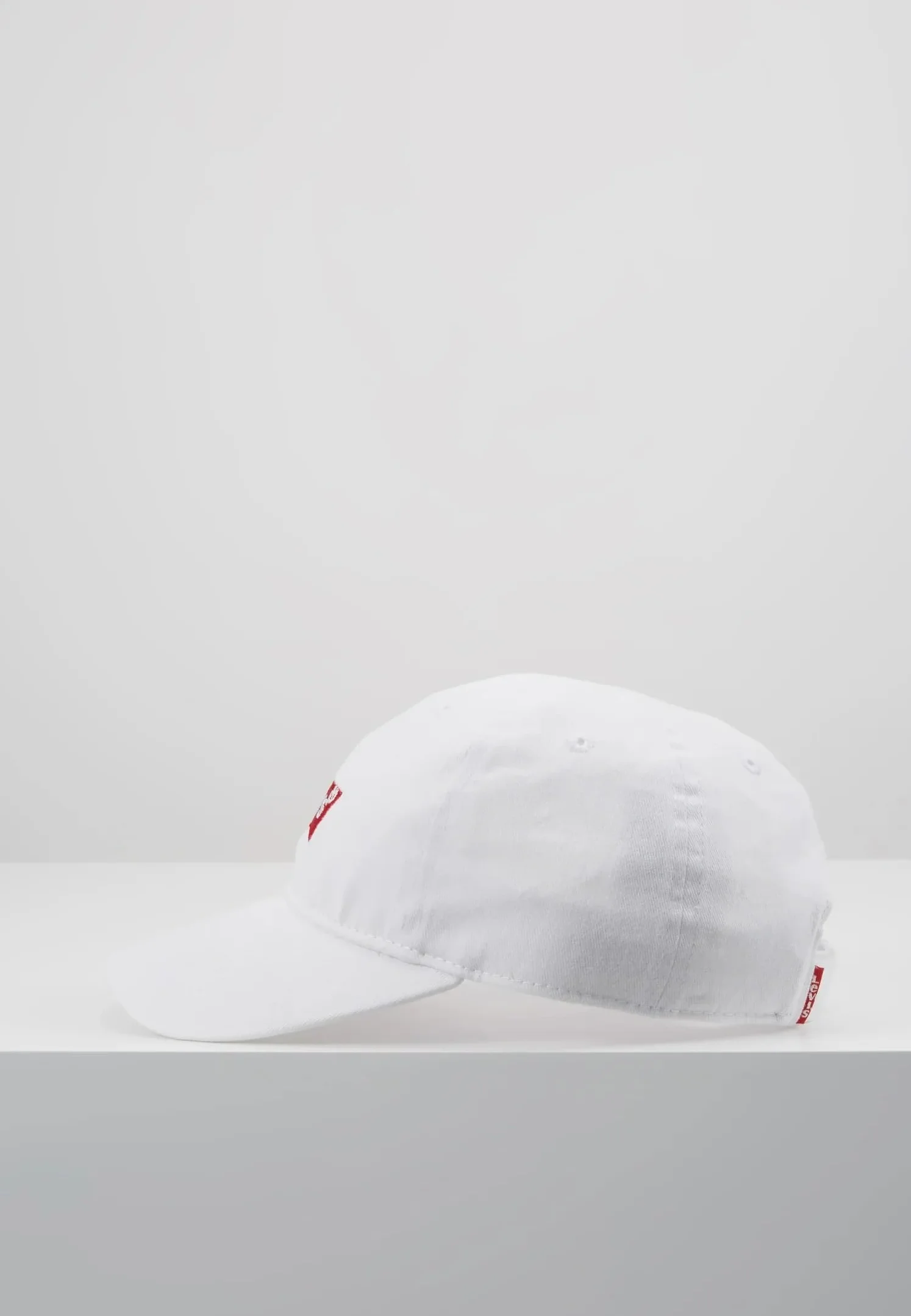 Levi's Core Batwing Cap 8329